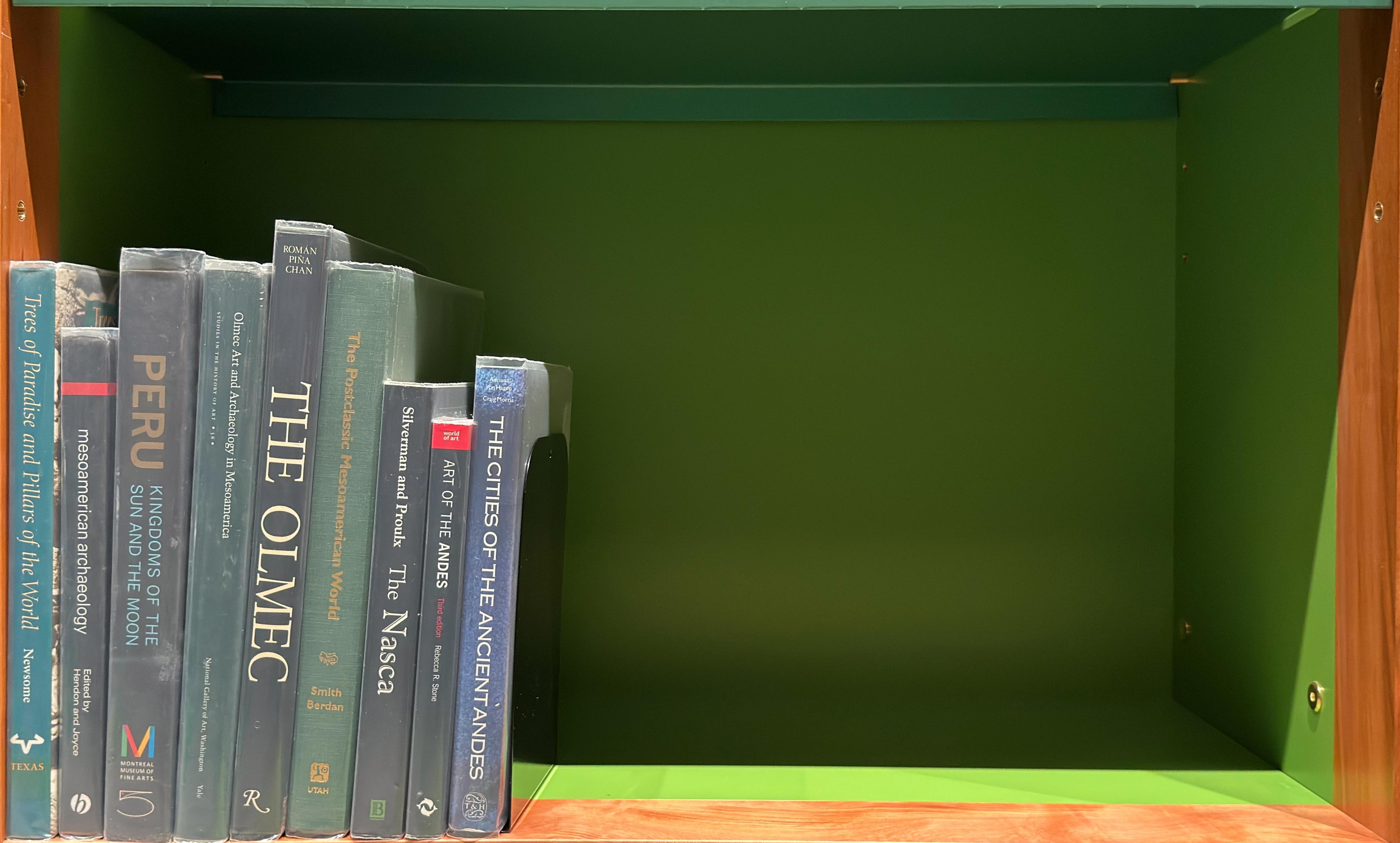 Shelf image