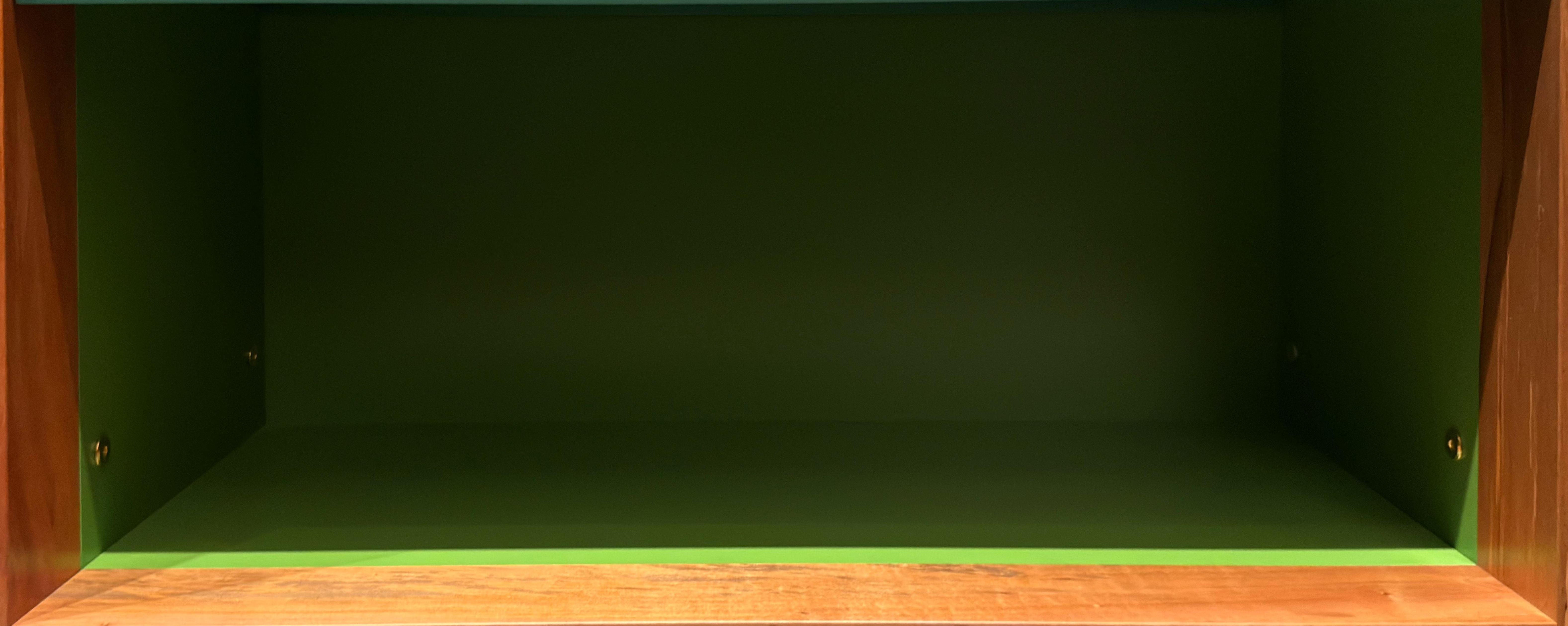 Shelf image
