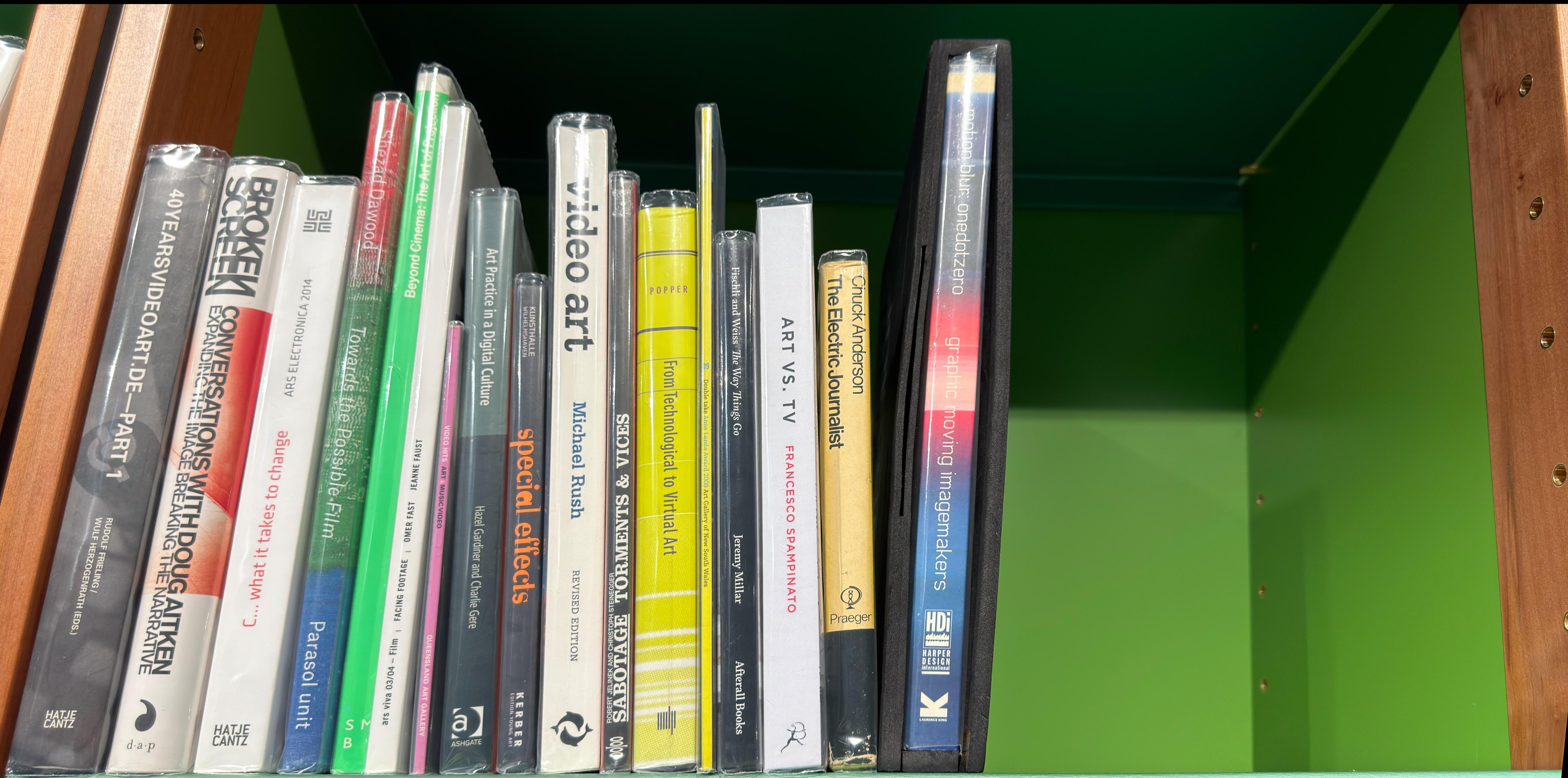 Shelf image