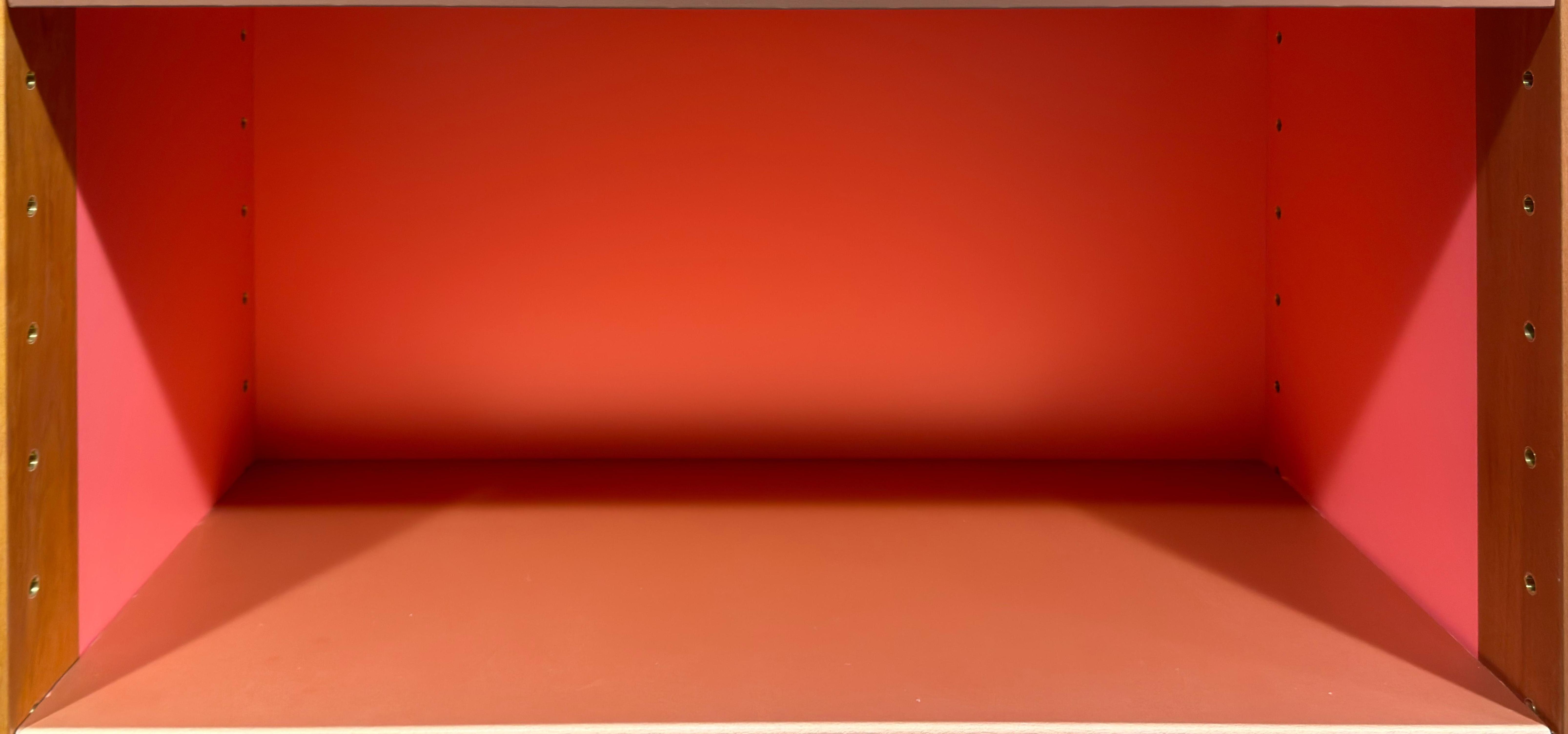 Shelf image