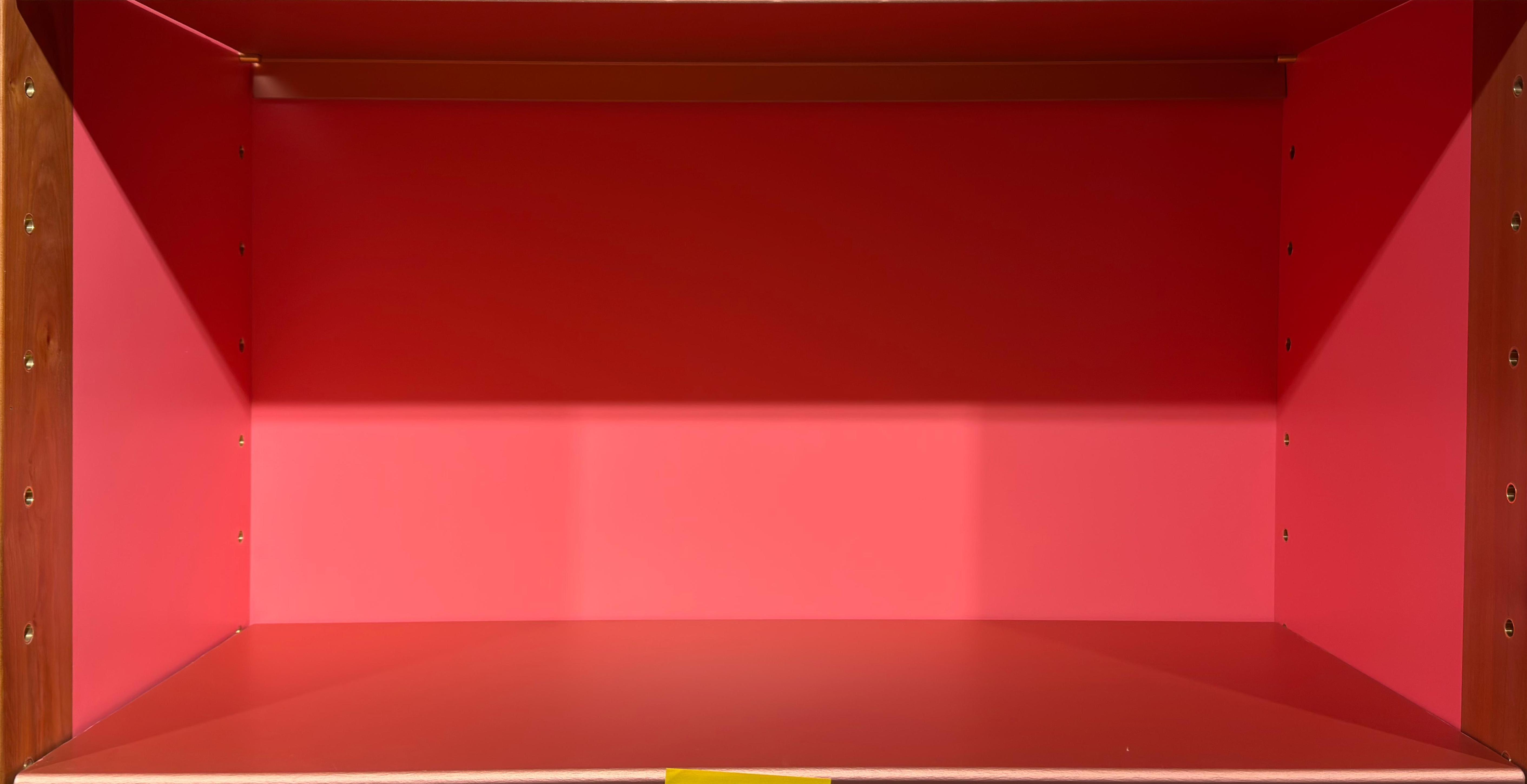 Shelf image