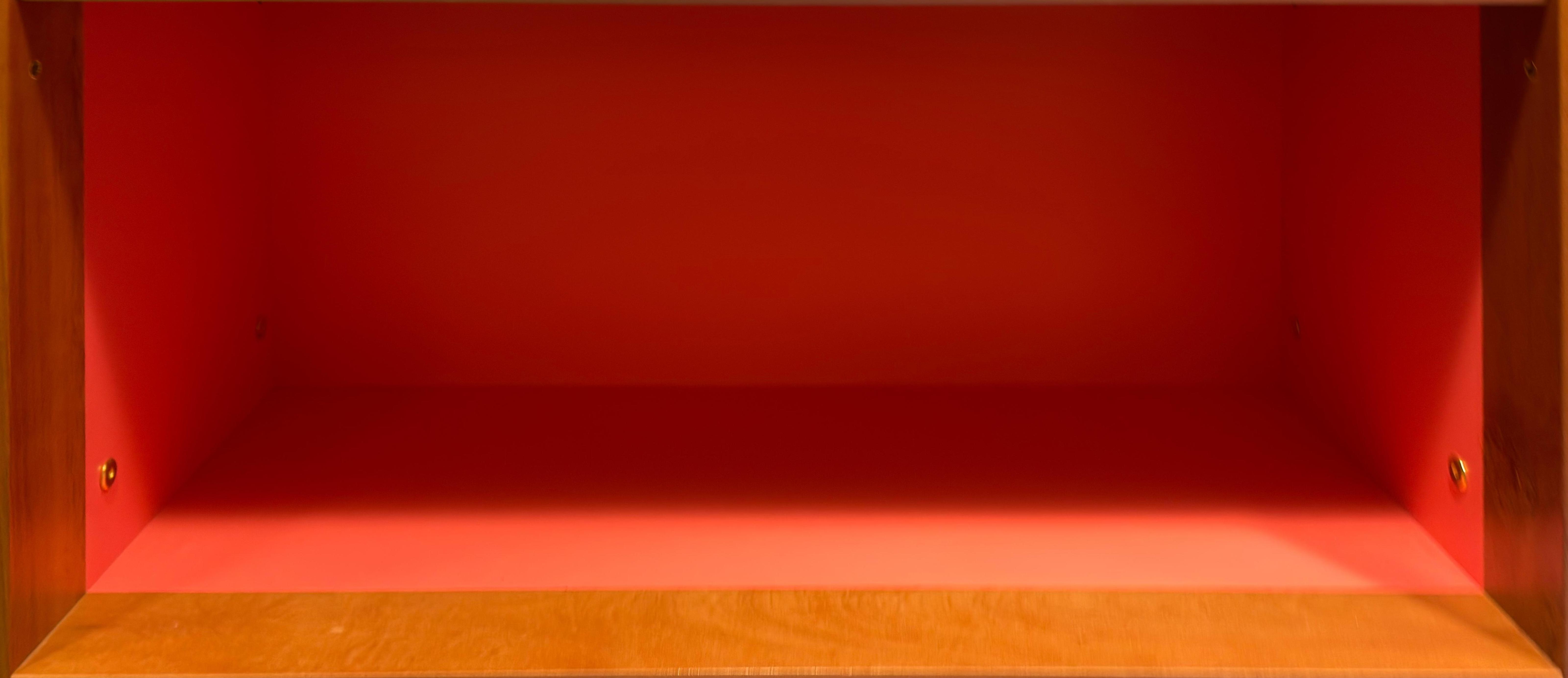 Shelf image