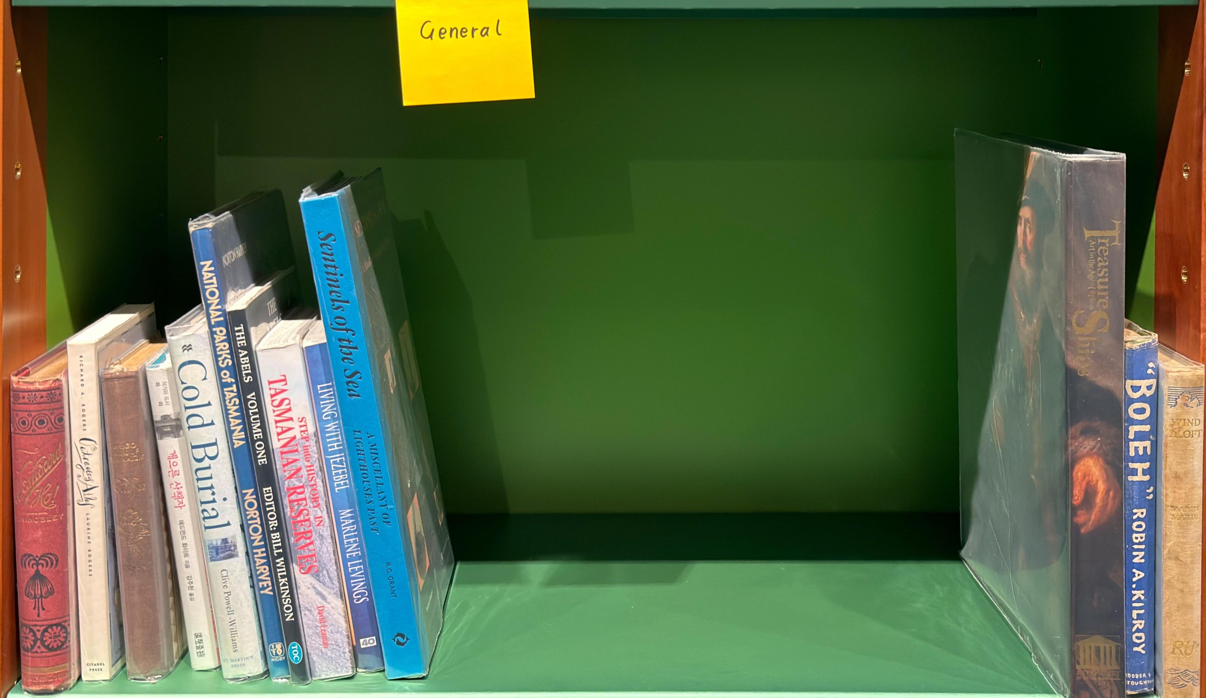 Shelf image