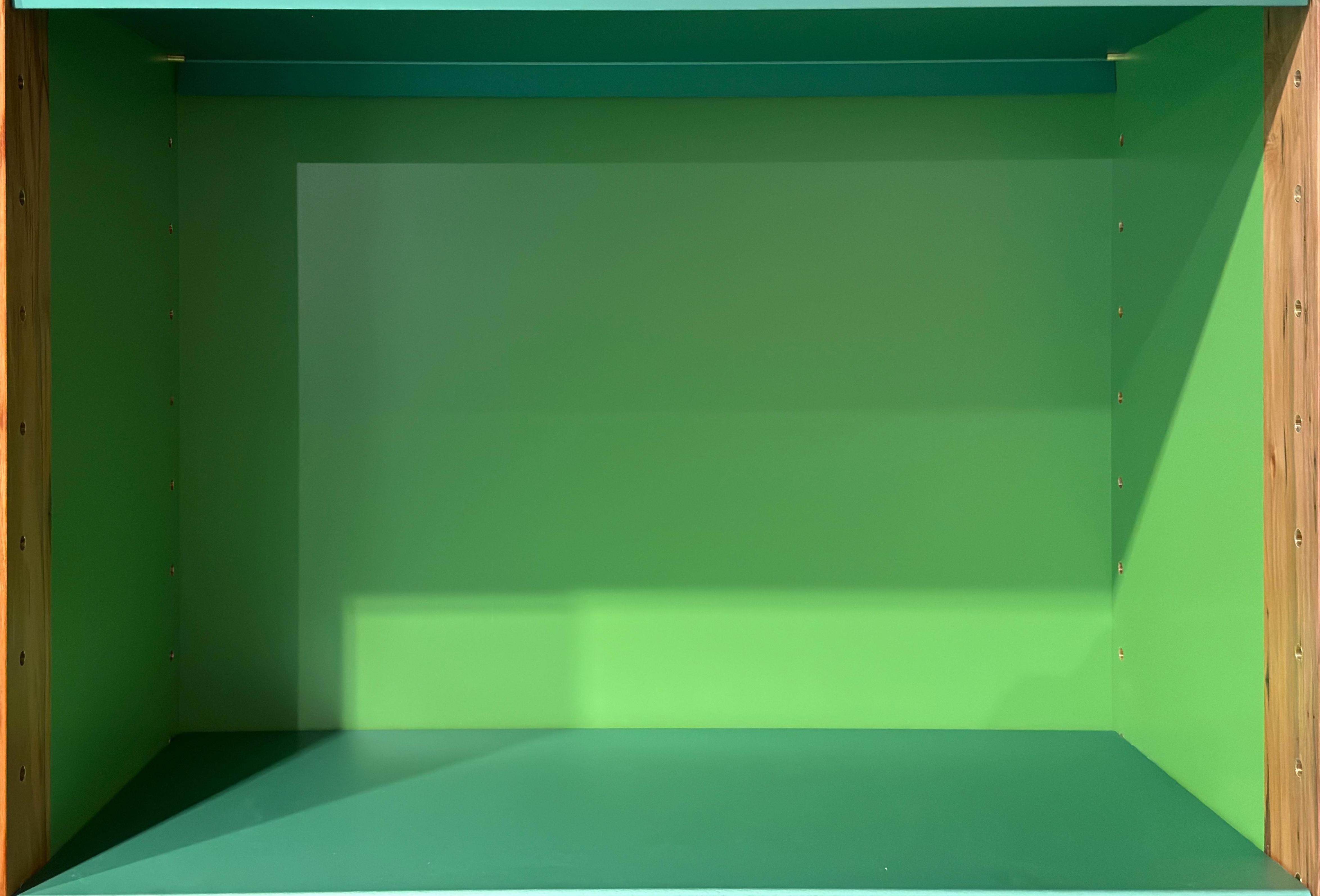 Shelf image