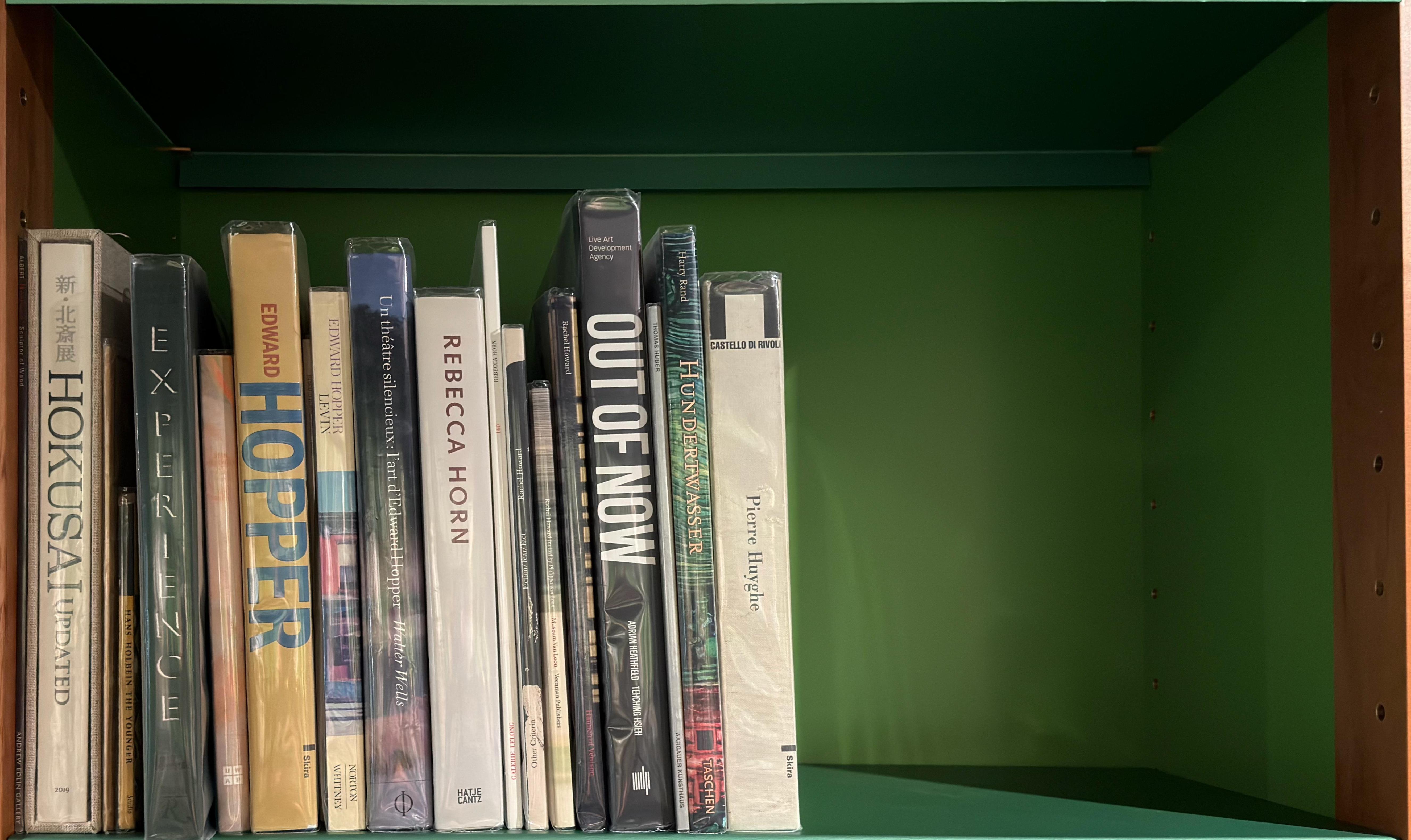 Shelf image