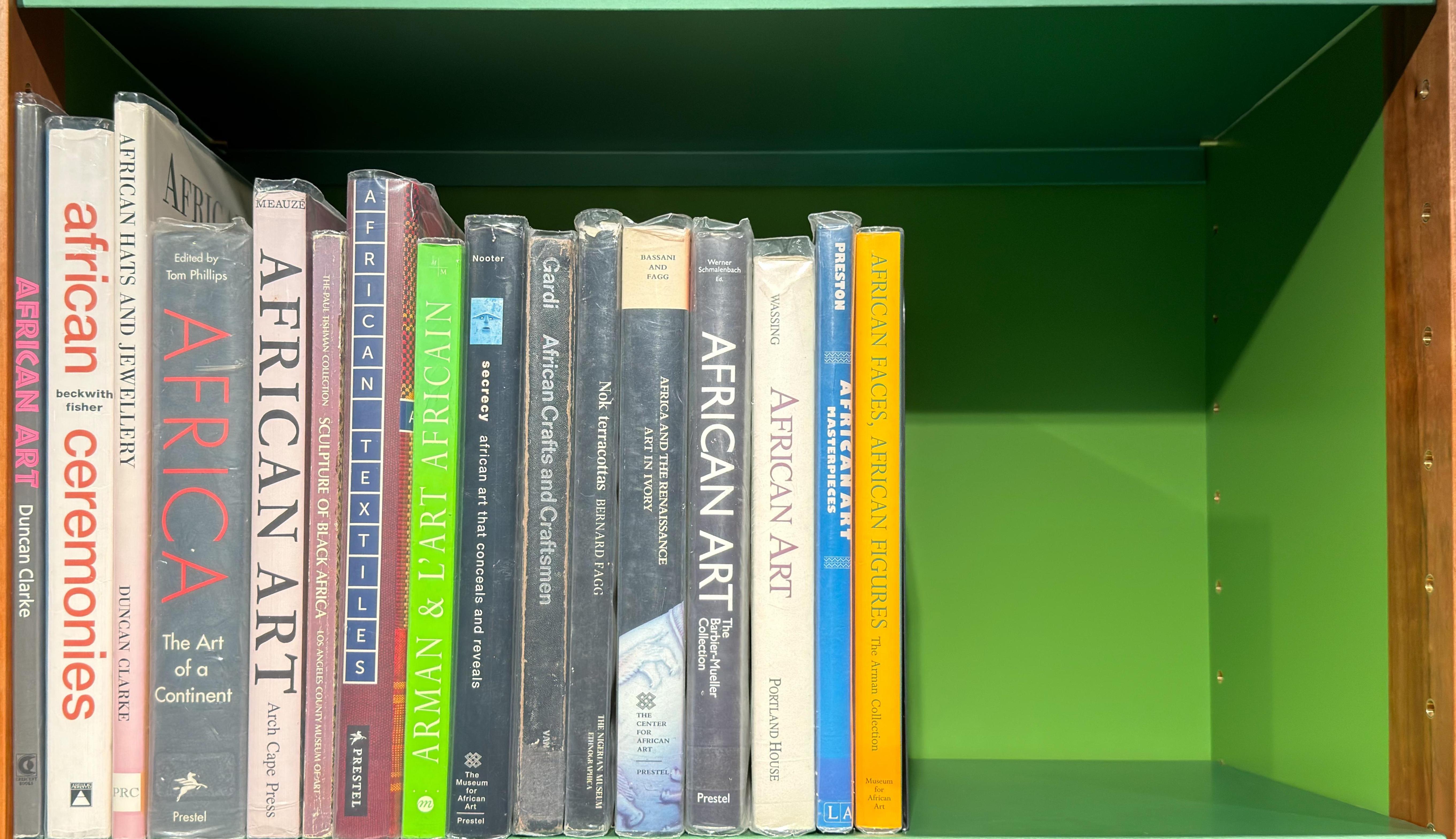 Shelf image