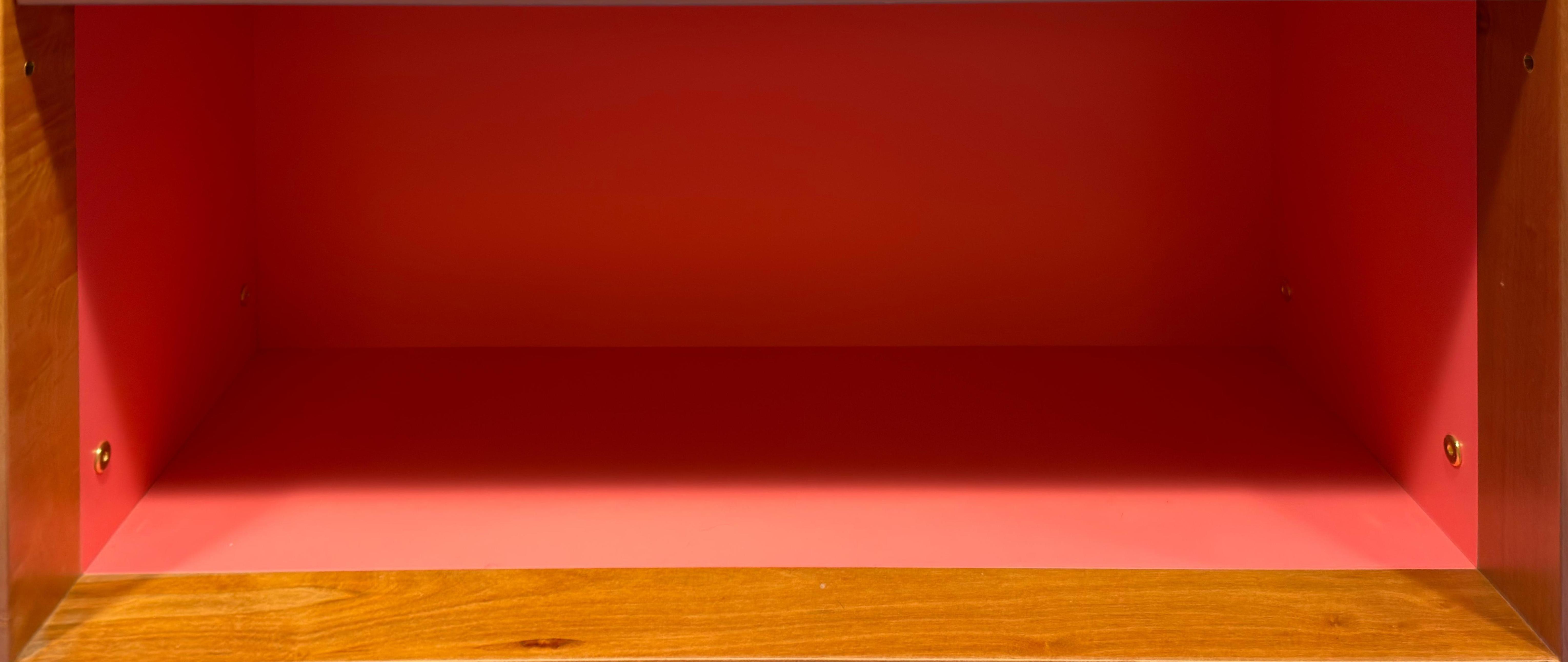 Shelf image