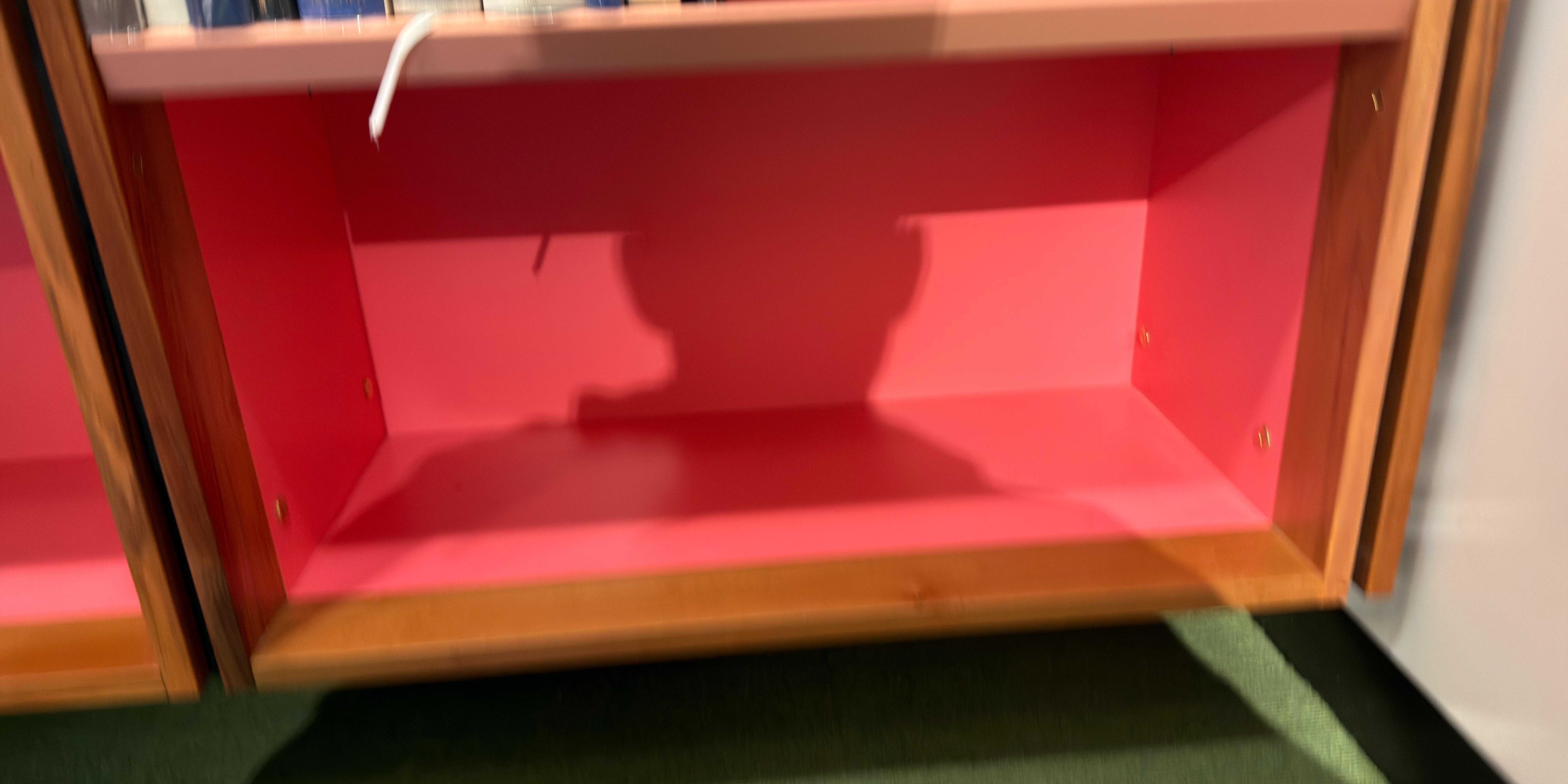 Shelf image