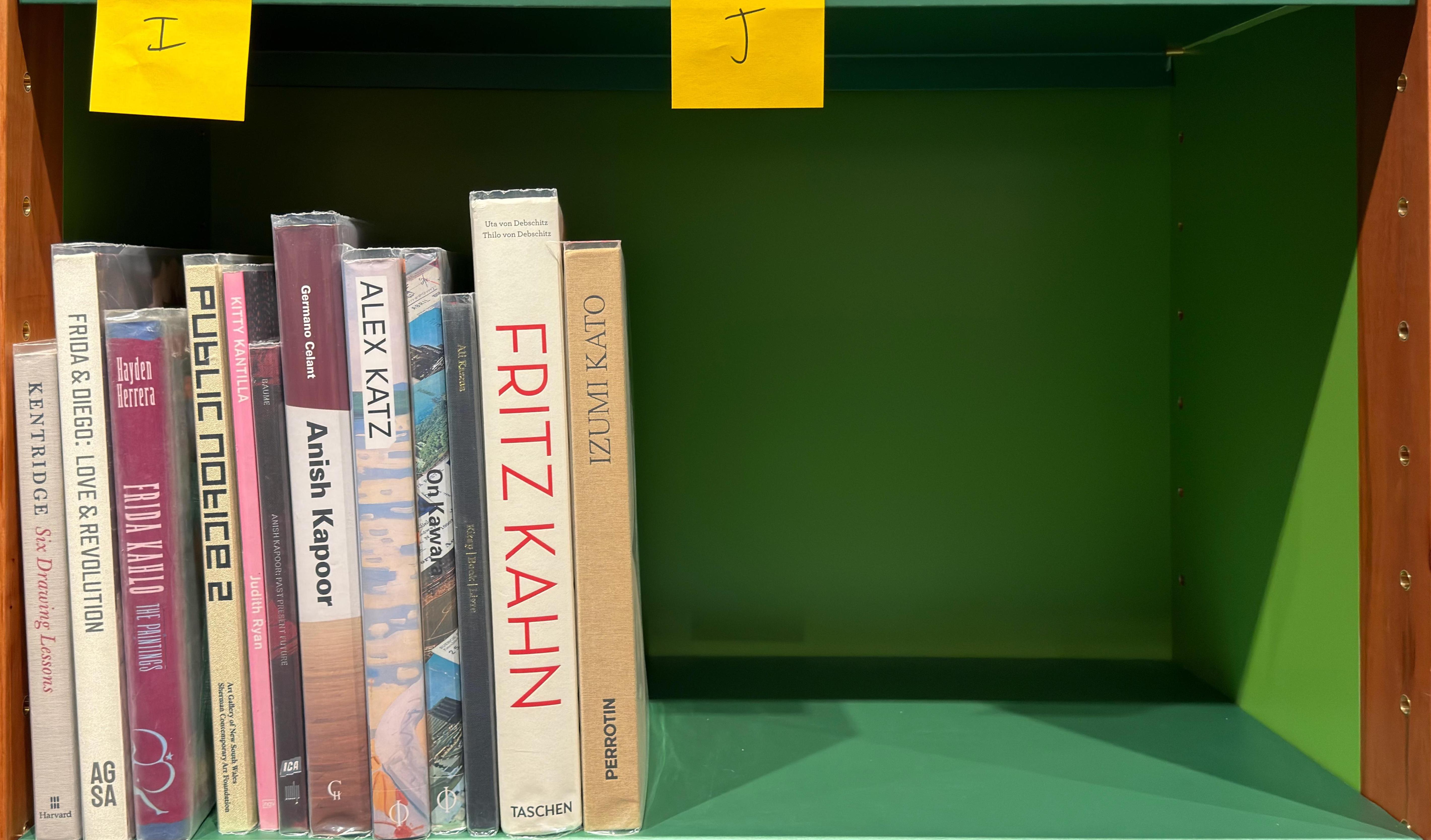 Shelf image