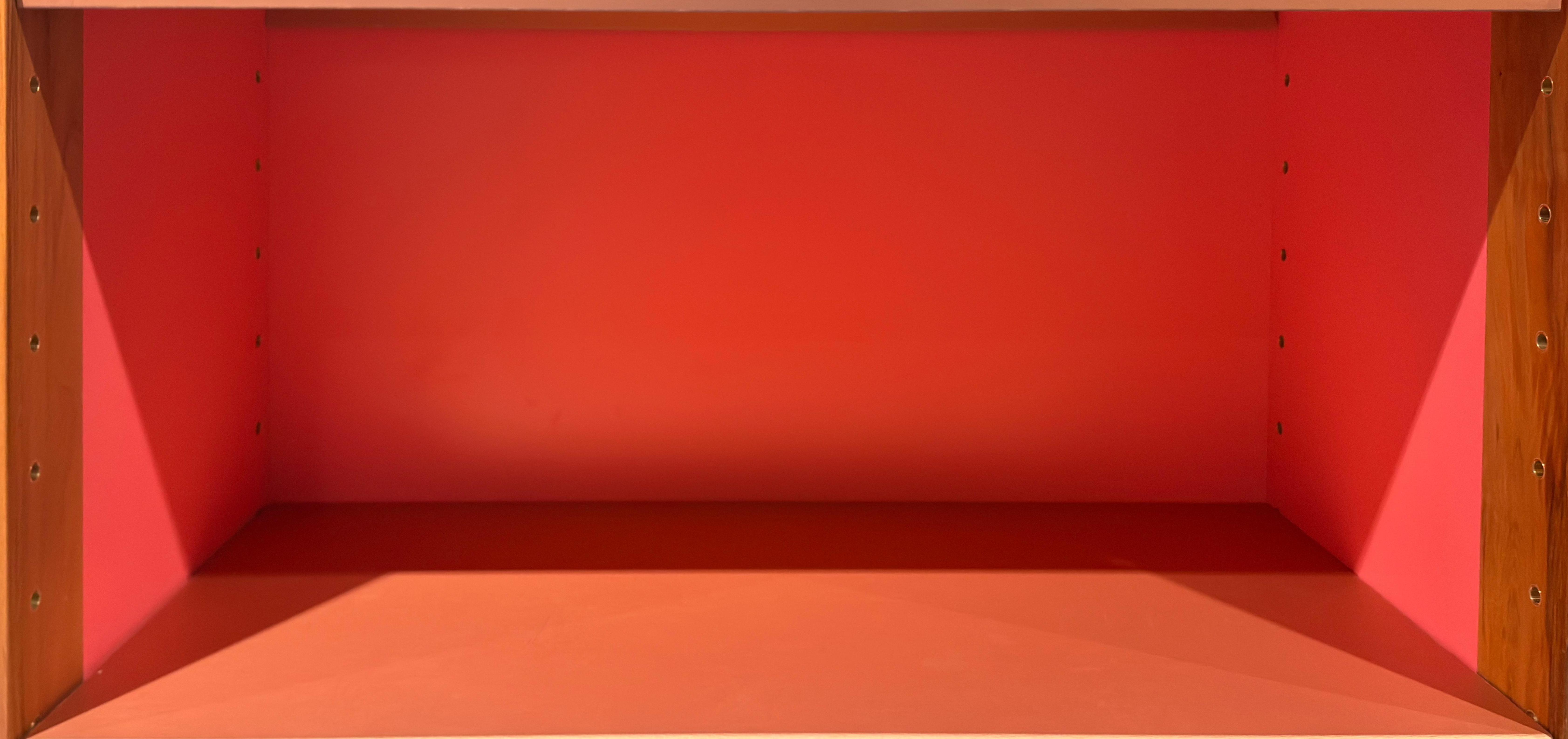 Shelf image