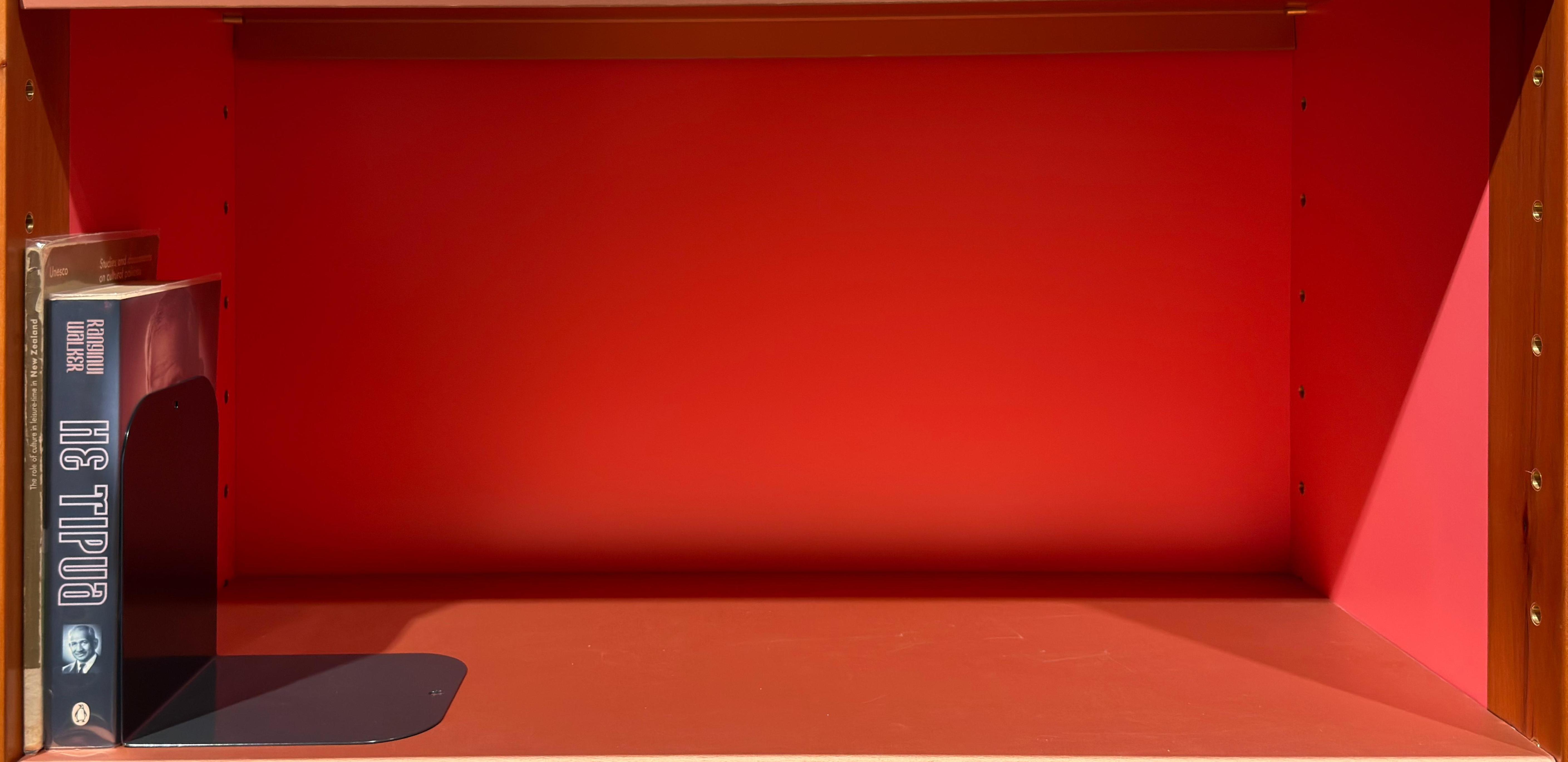 Shelf image
