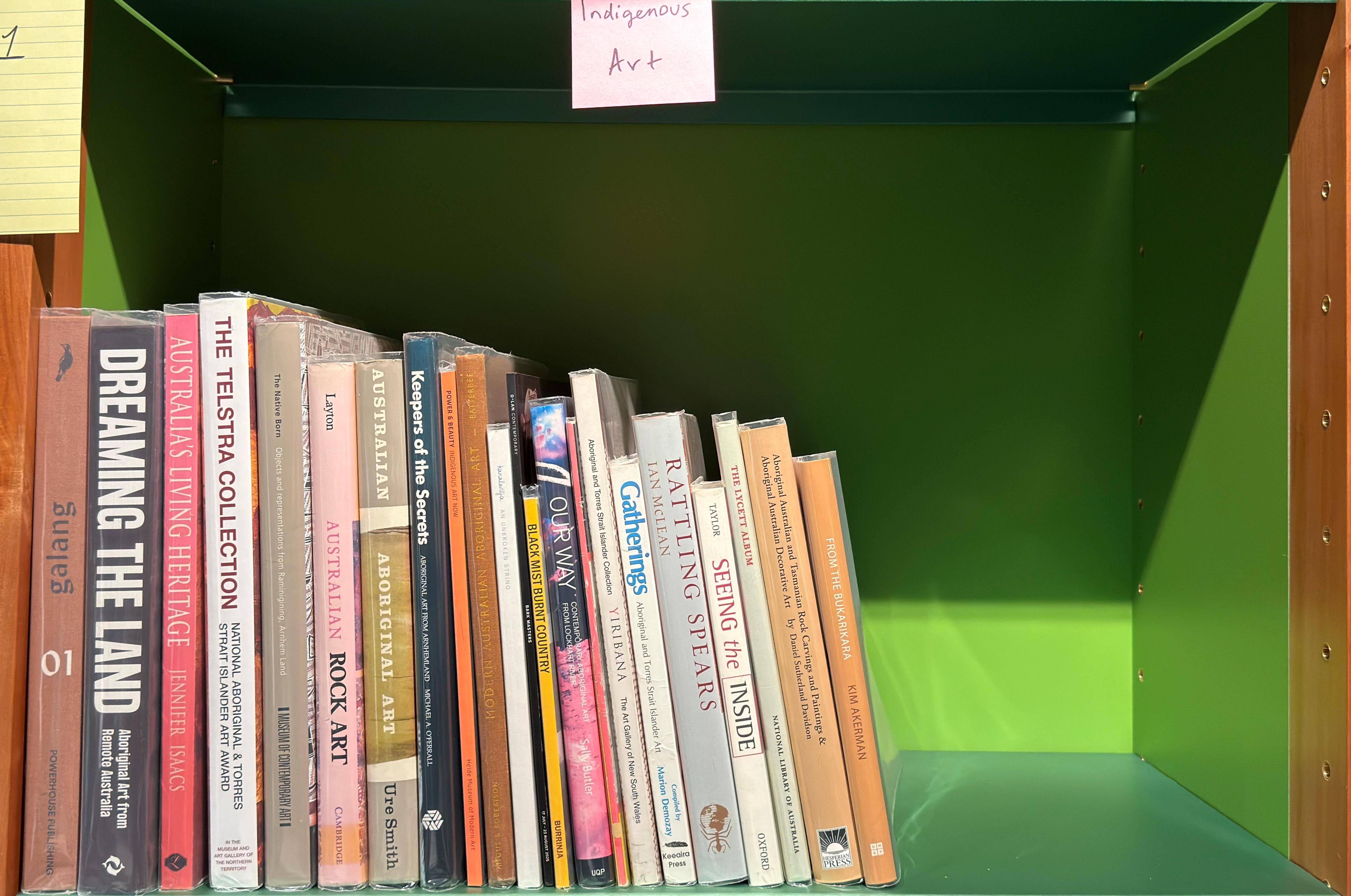 Shelf image
