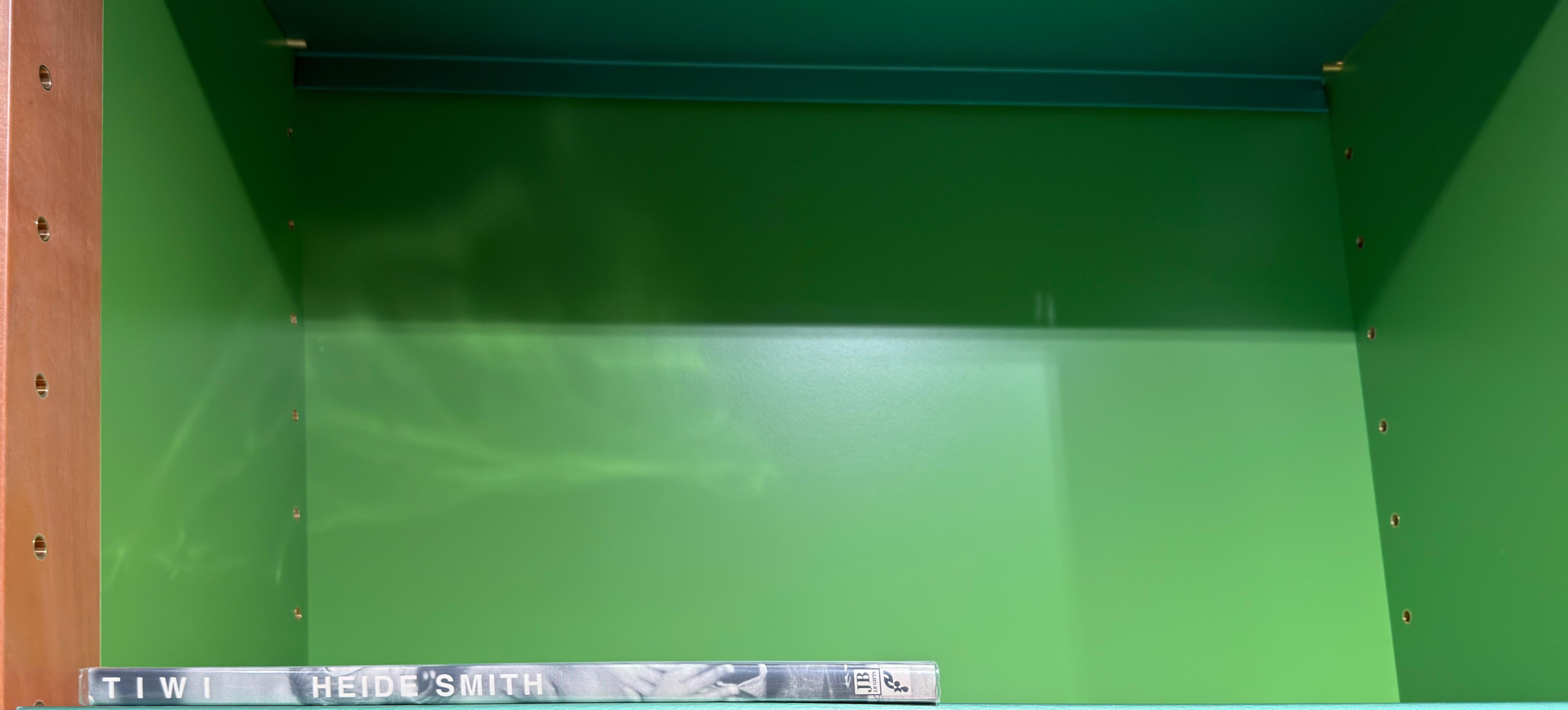 Shelf image