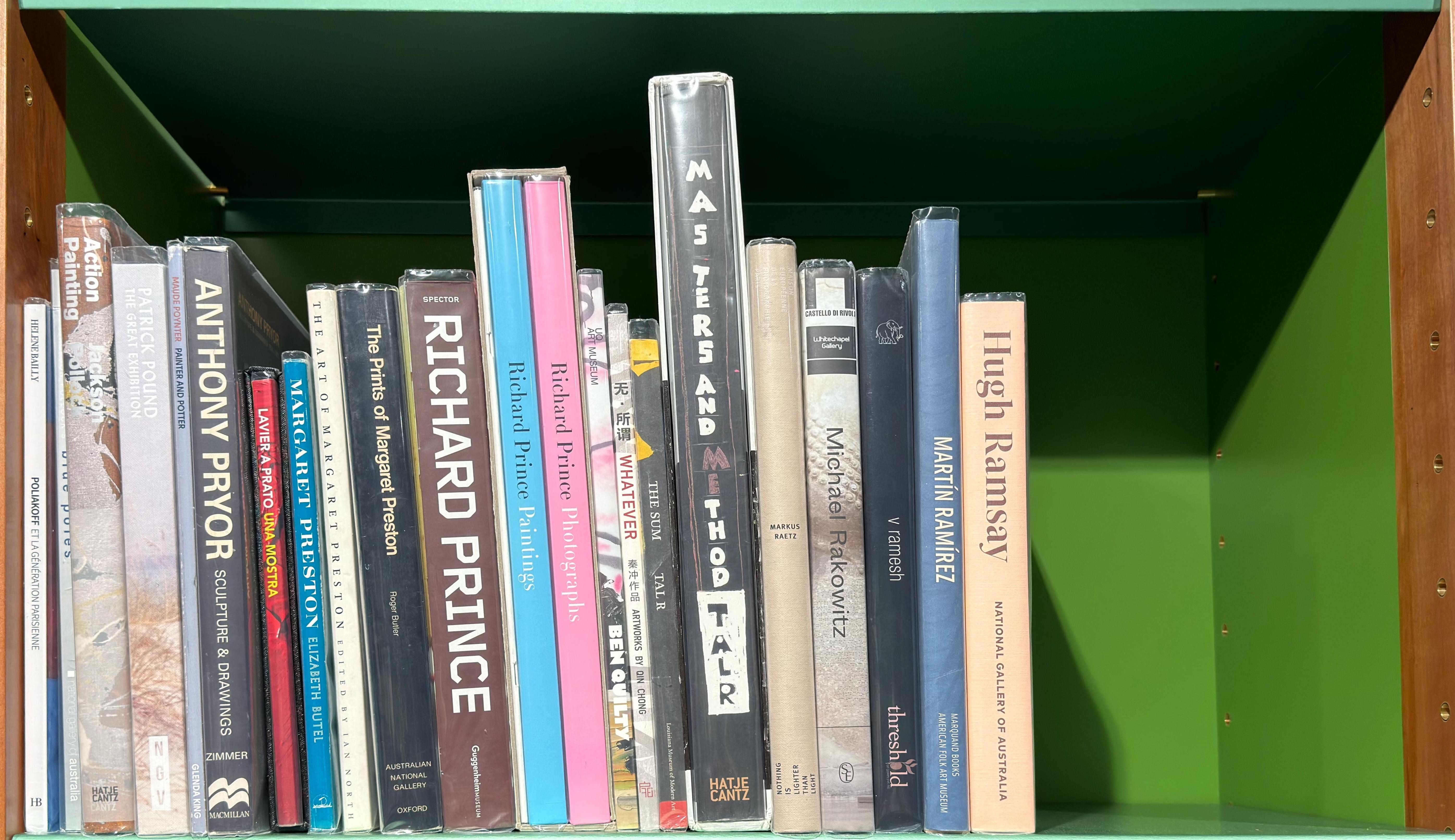 Shelf image