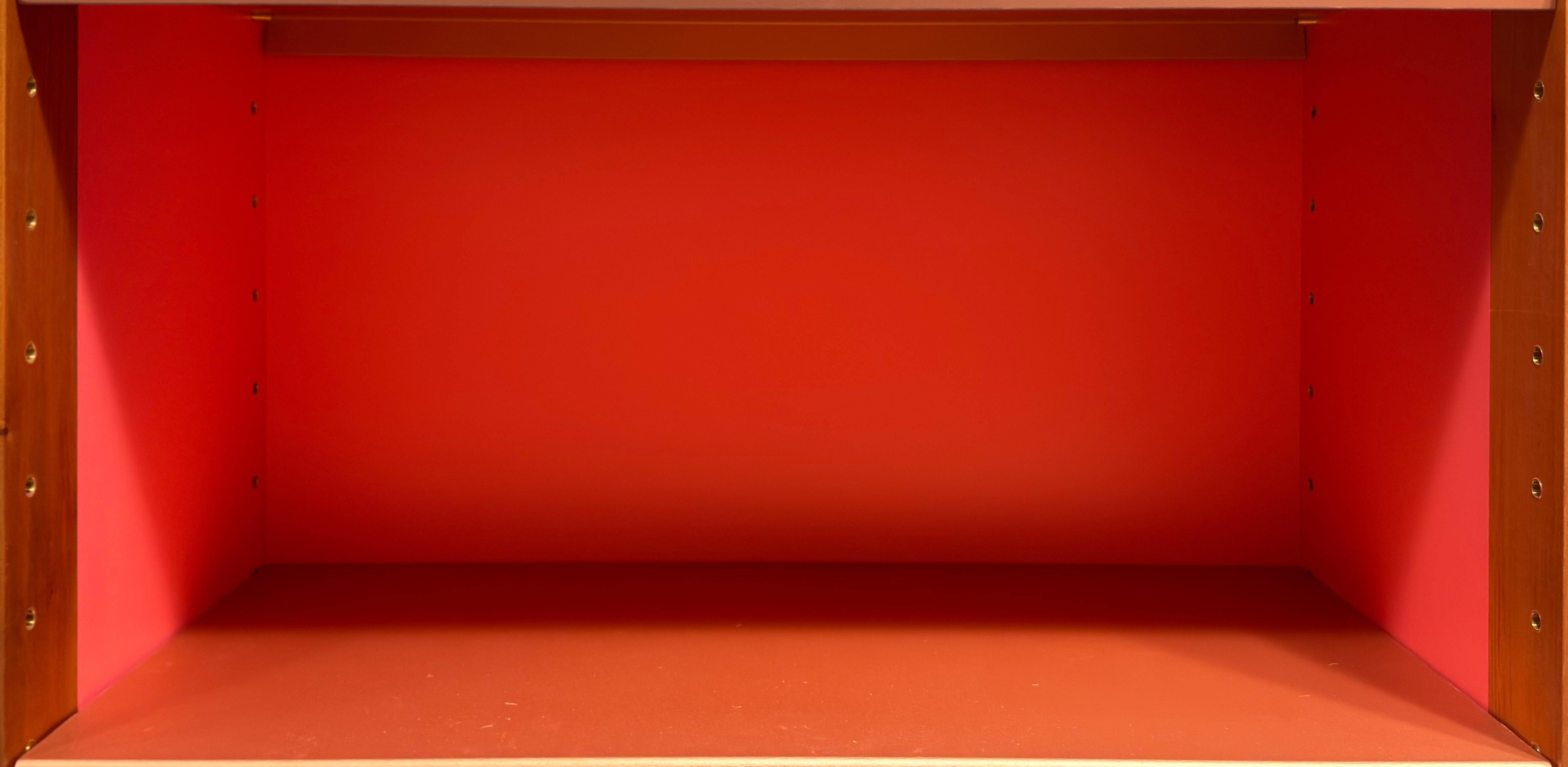 Shelf image
