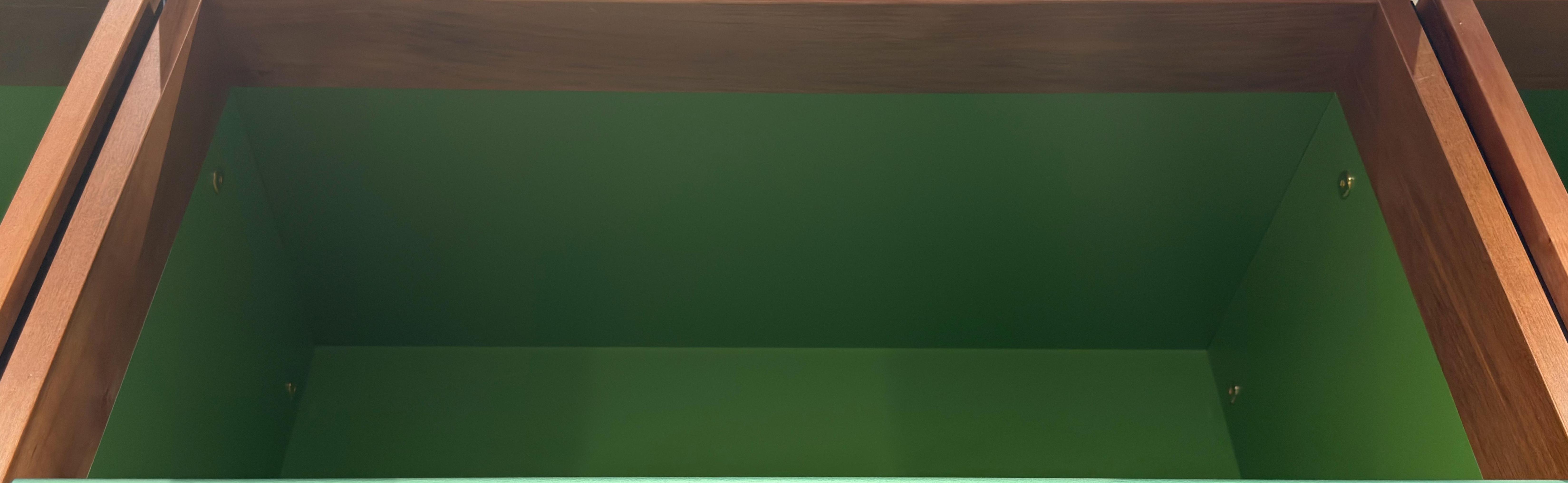 Shelf image