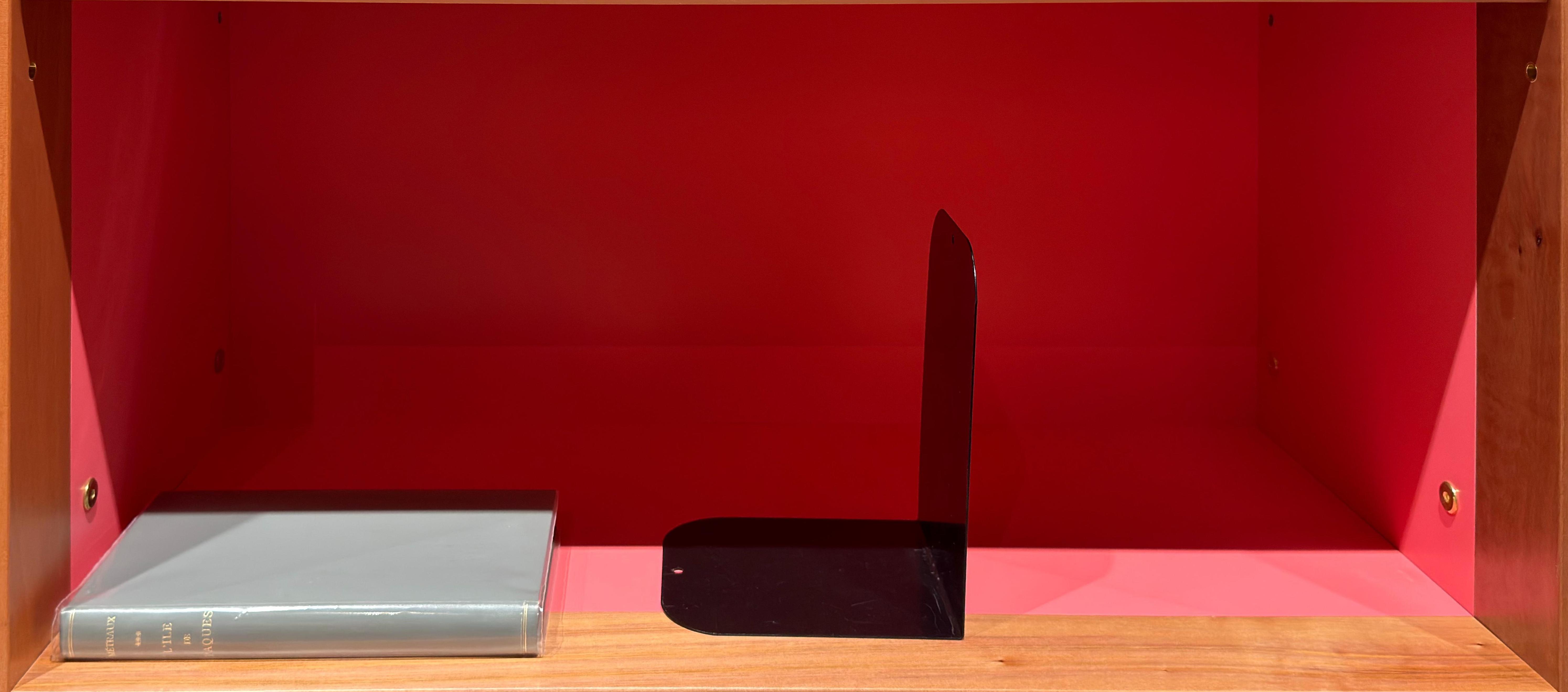 Shelf image