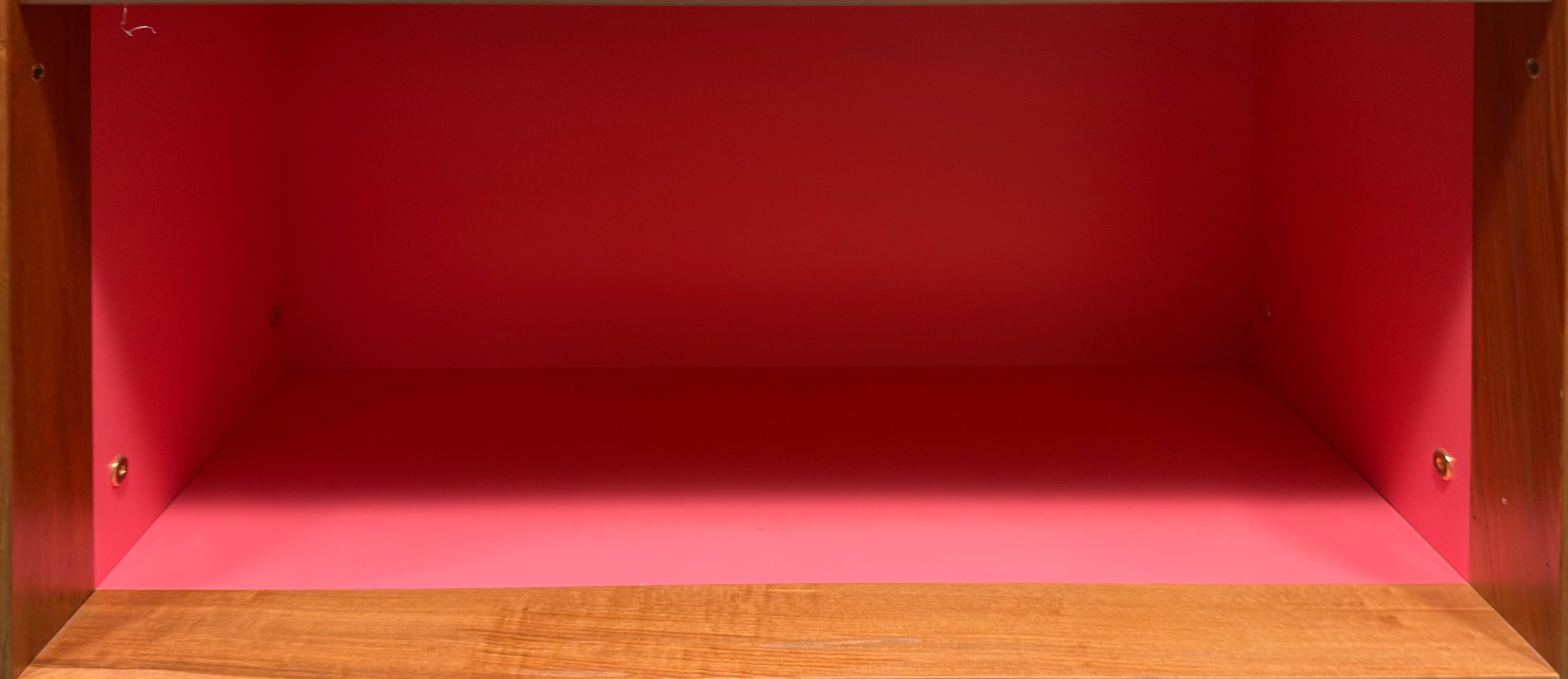 Shelf image