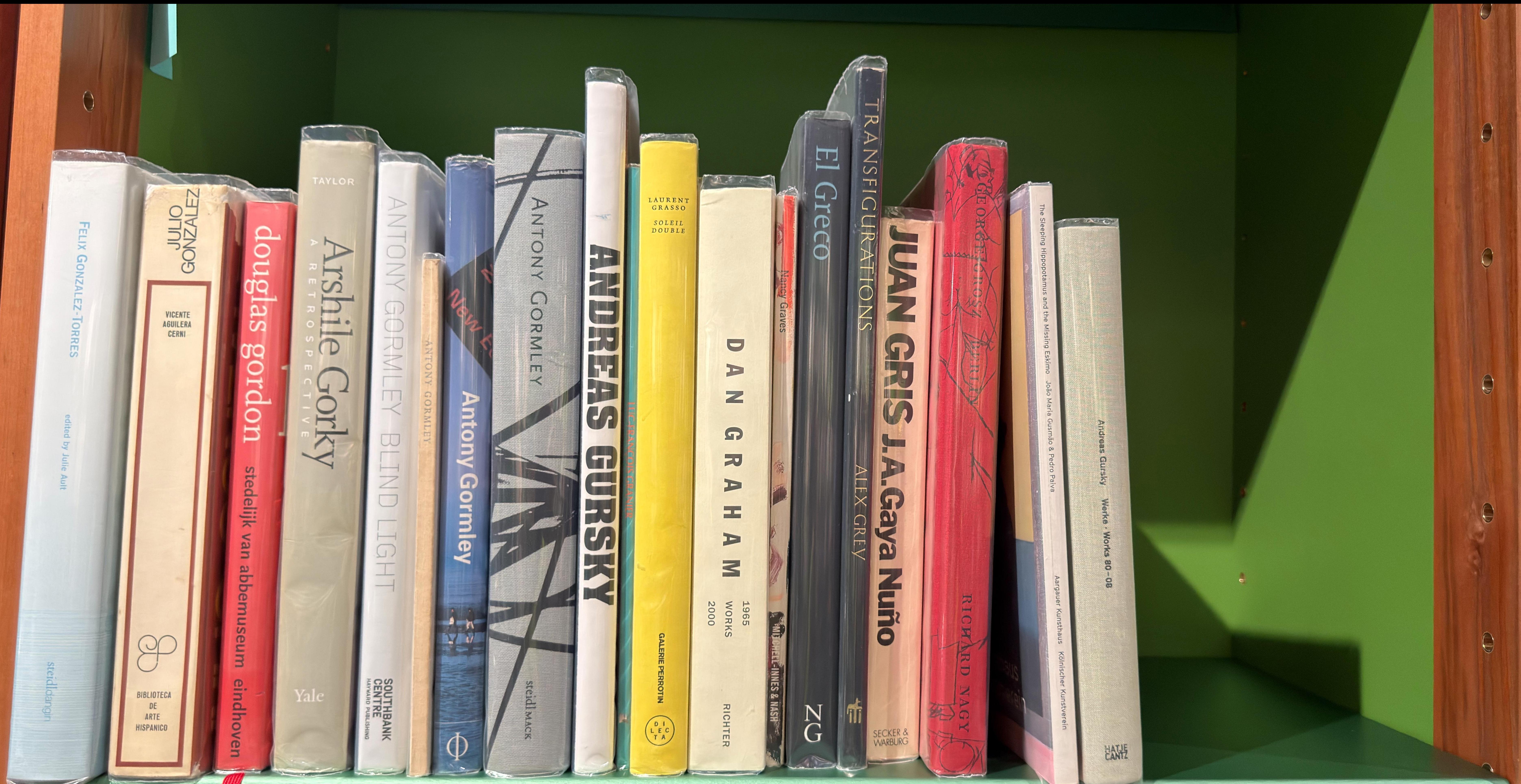 Shelf image