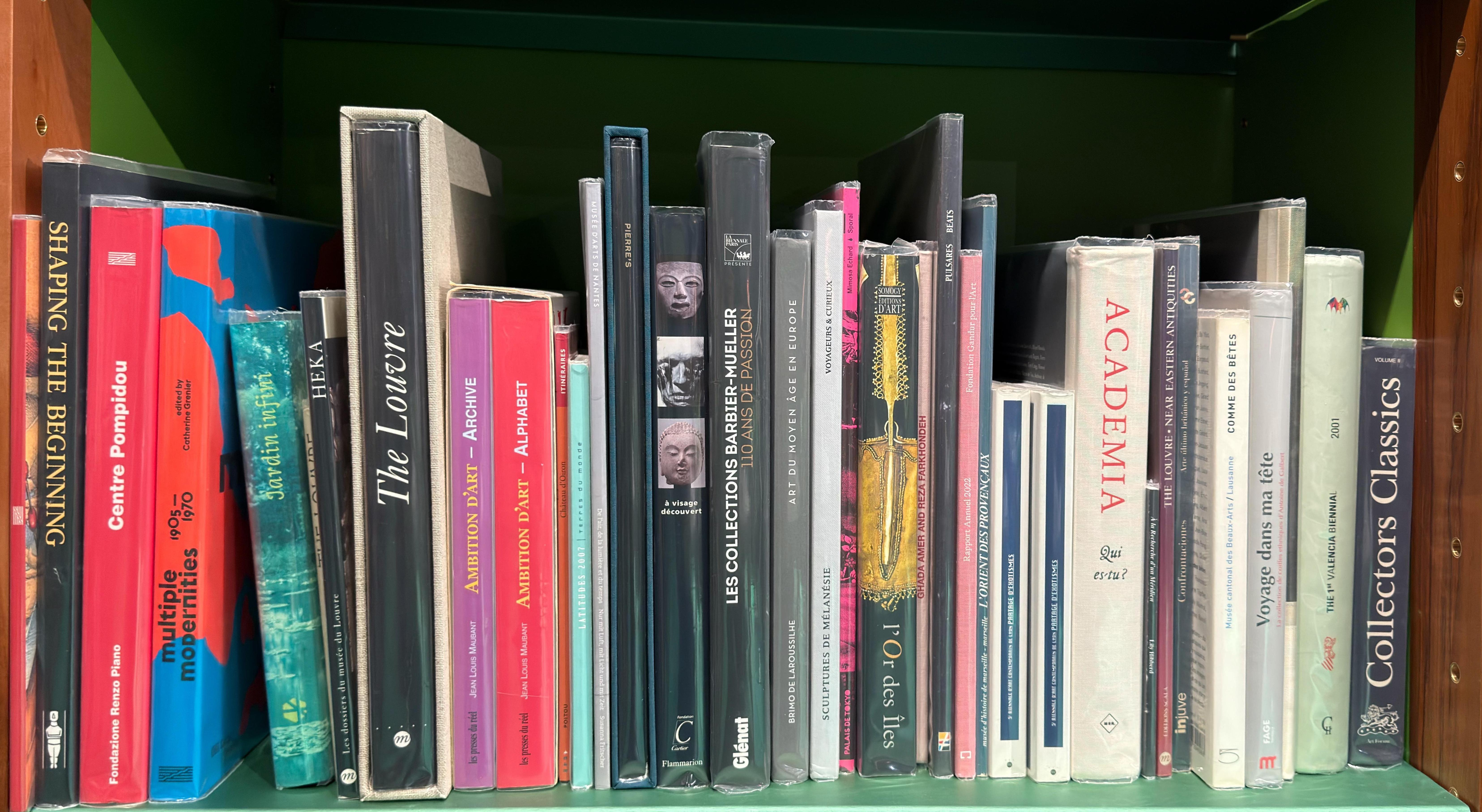 Shelf image