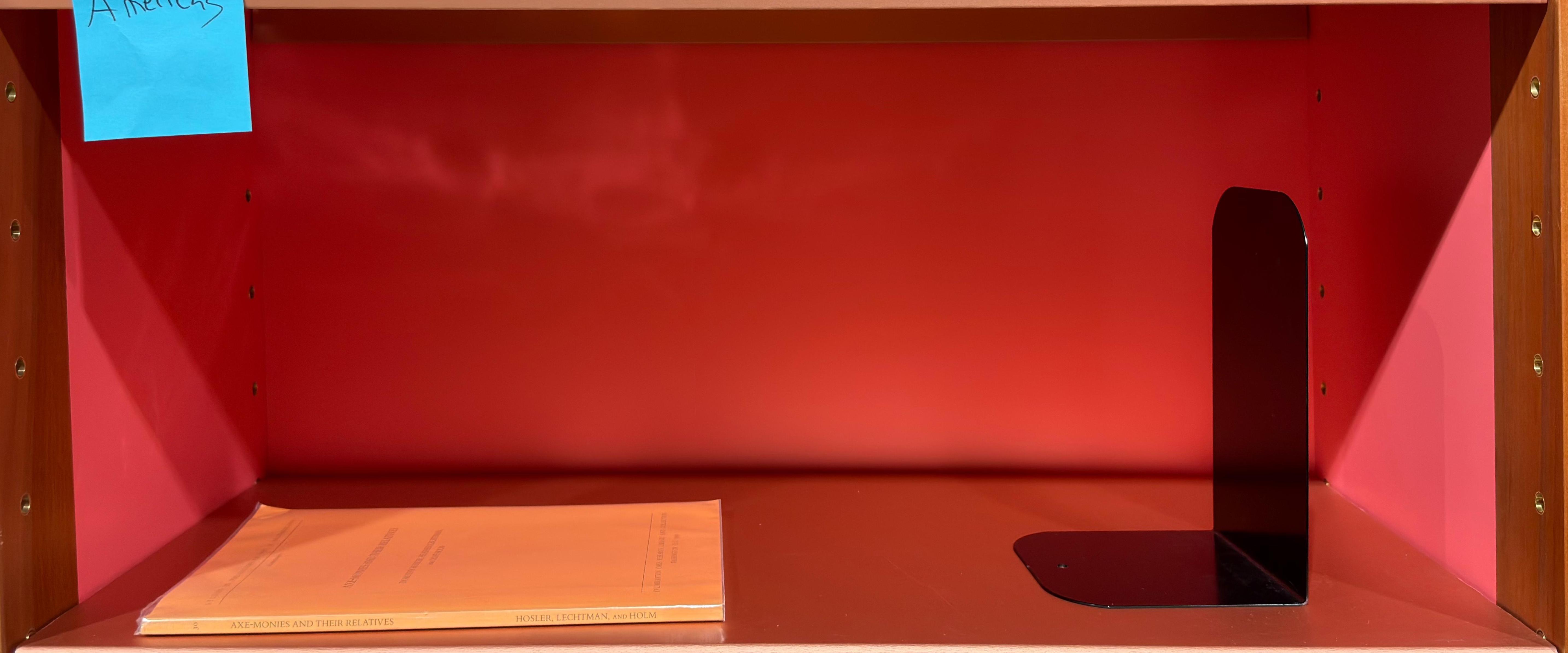 Shelf image