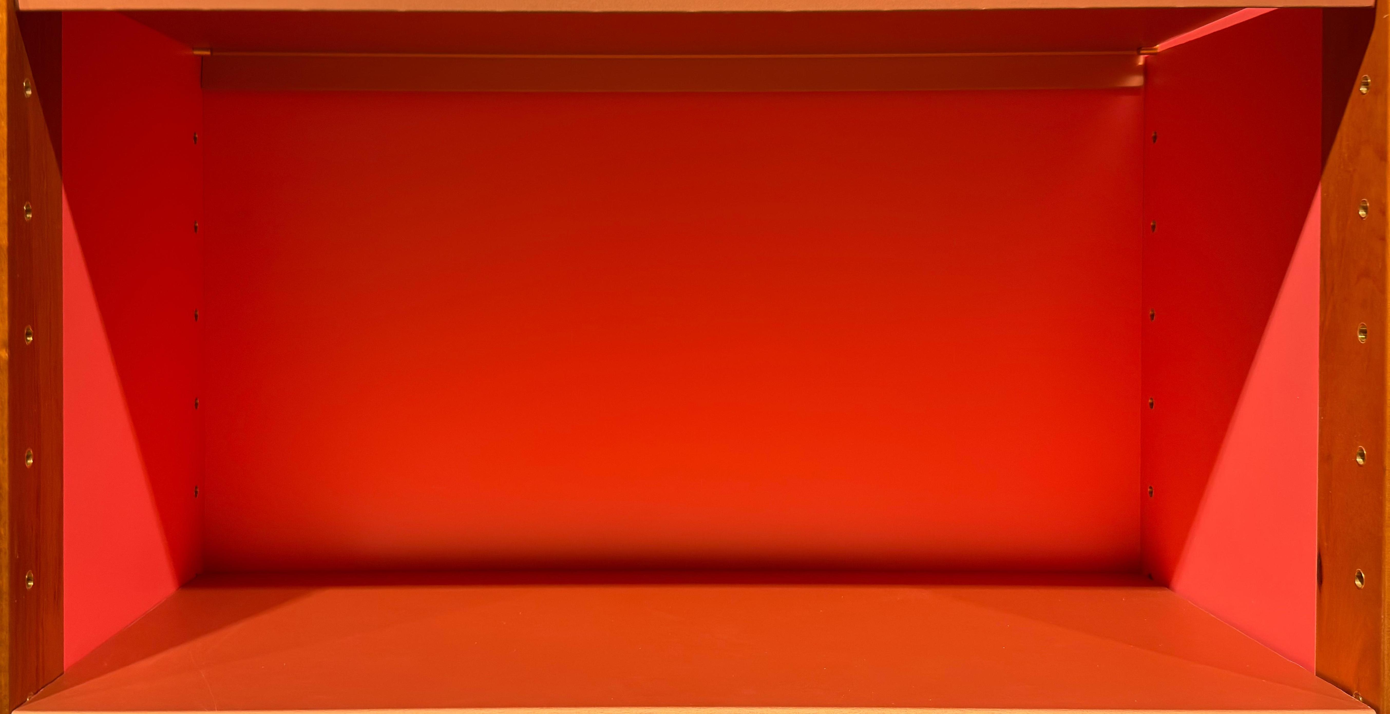 Shelf image