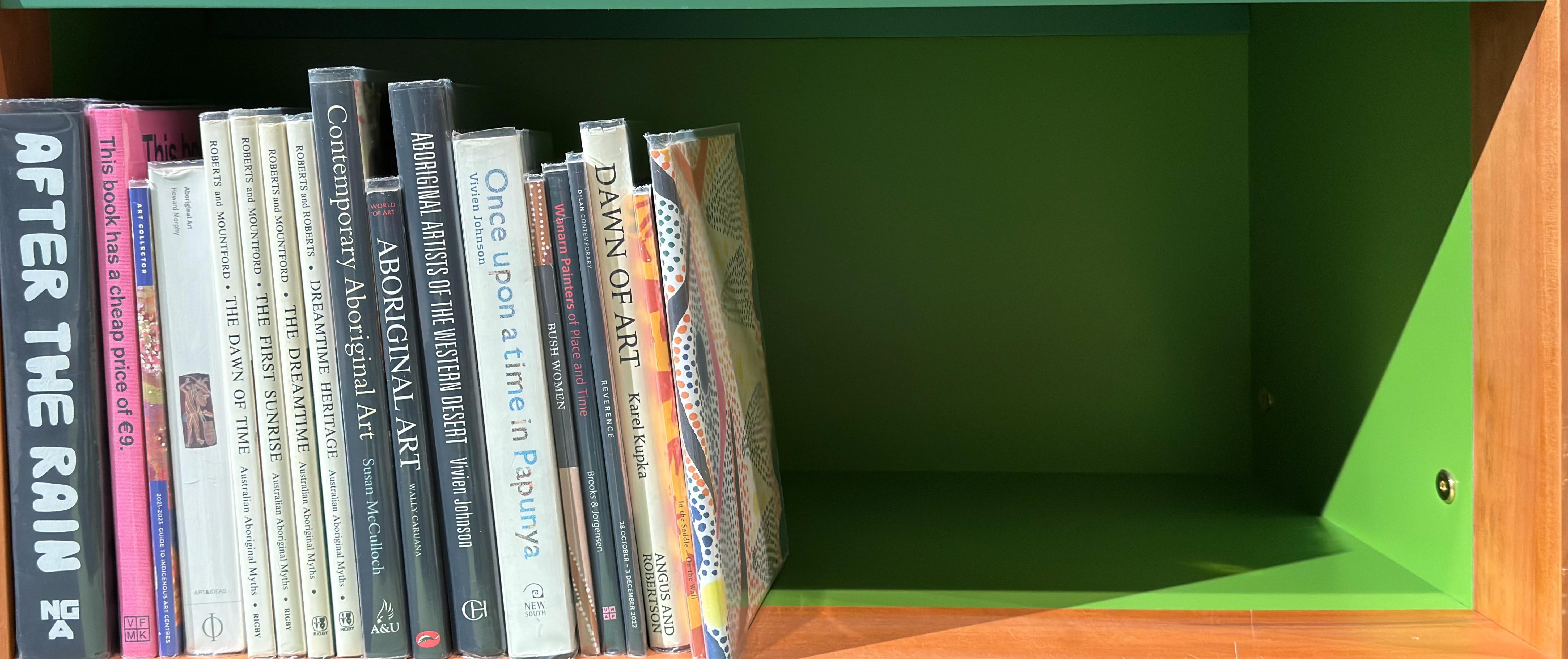 Shelf image