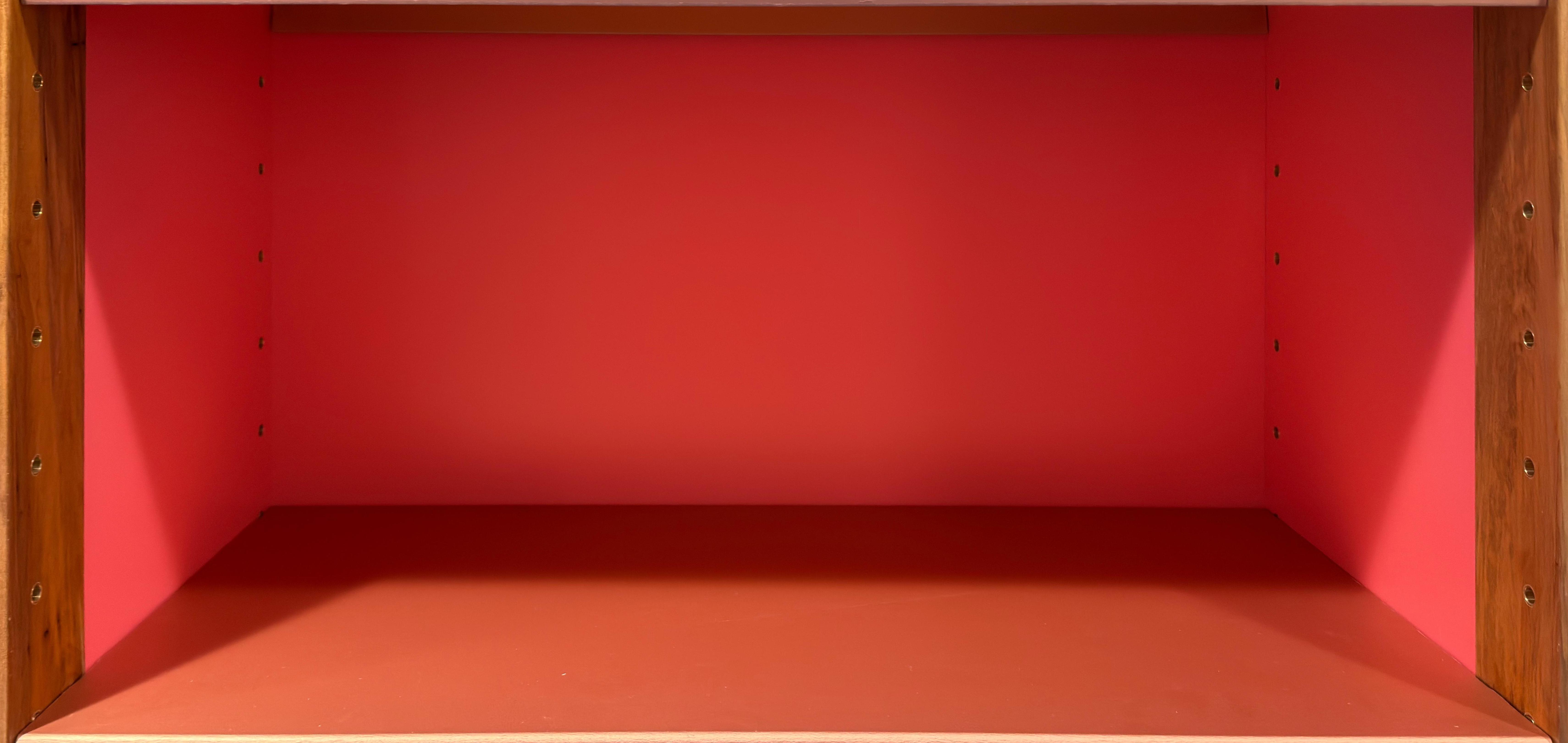 Shelf image