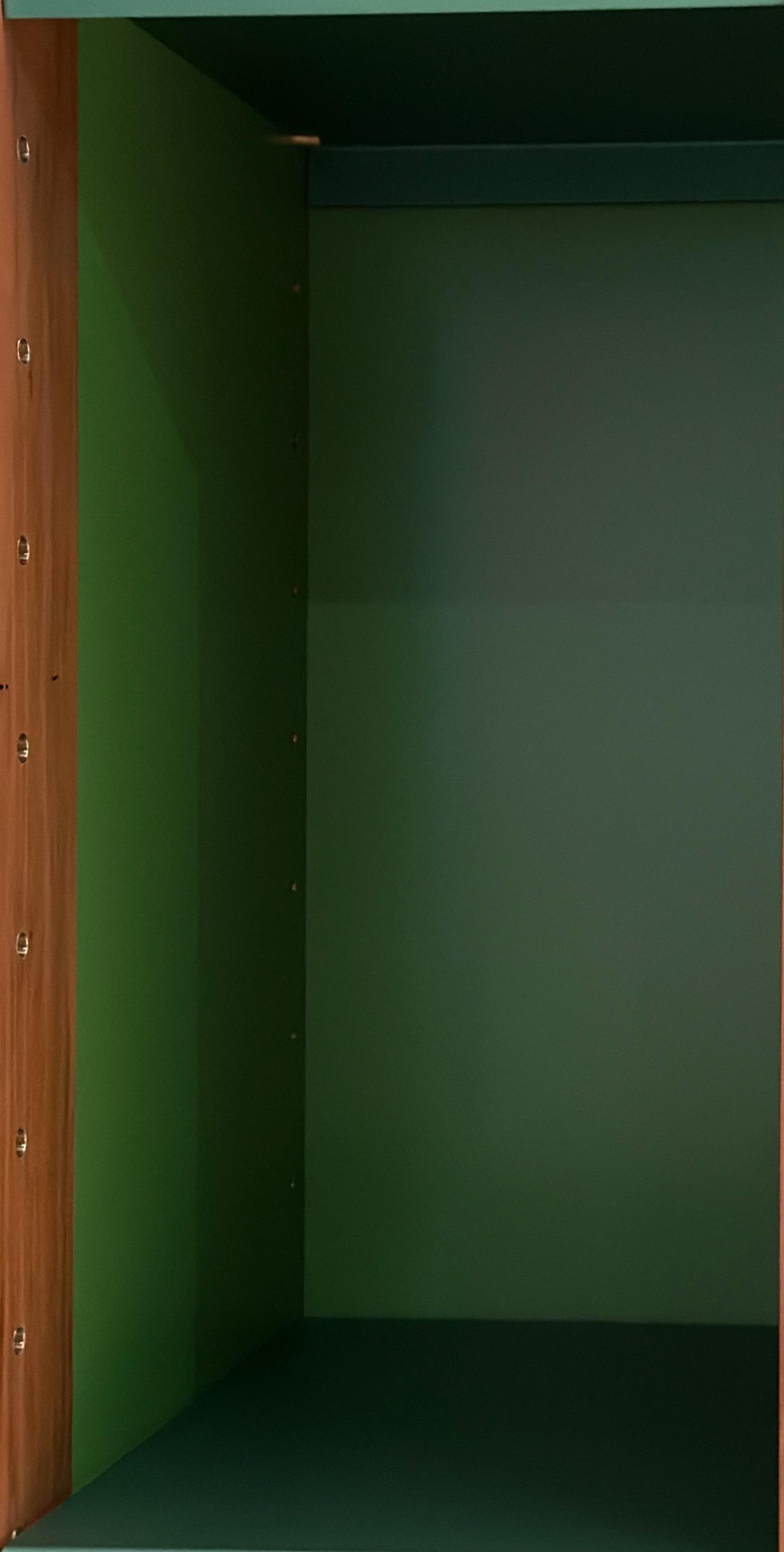 Shelf image