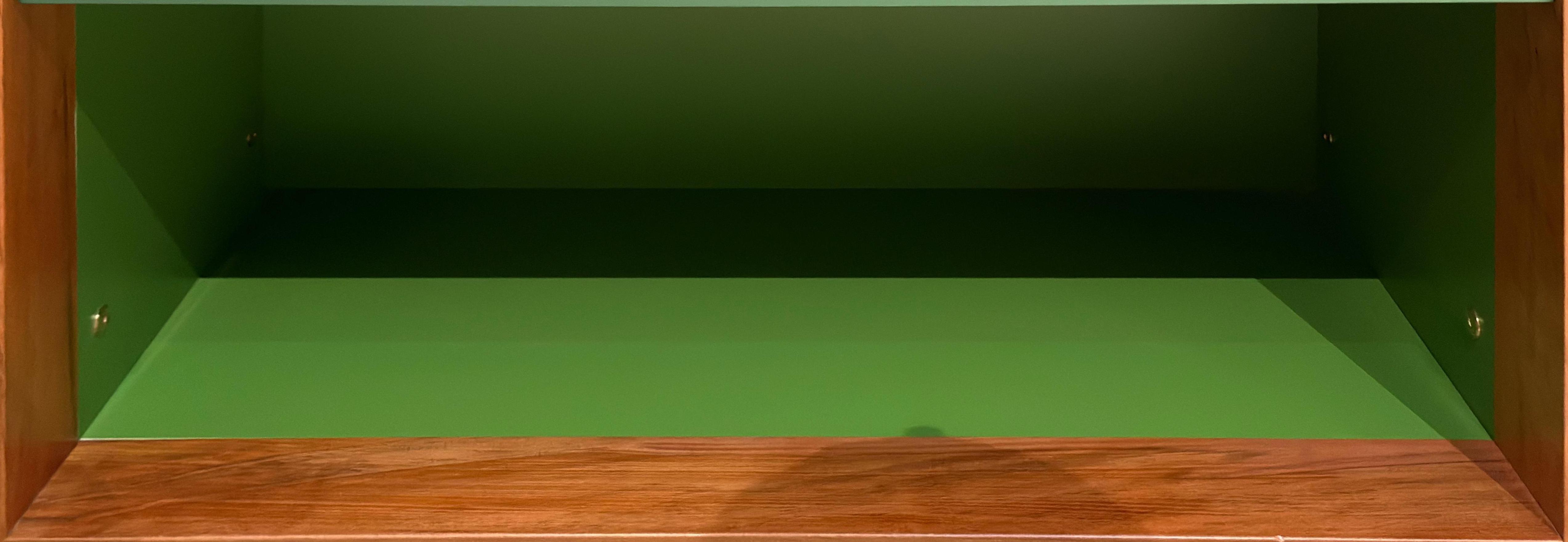 Shelf image