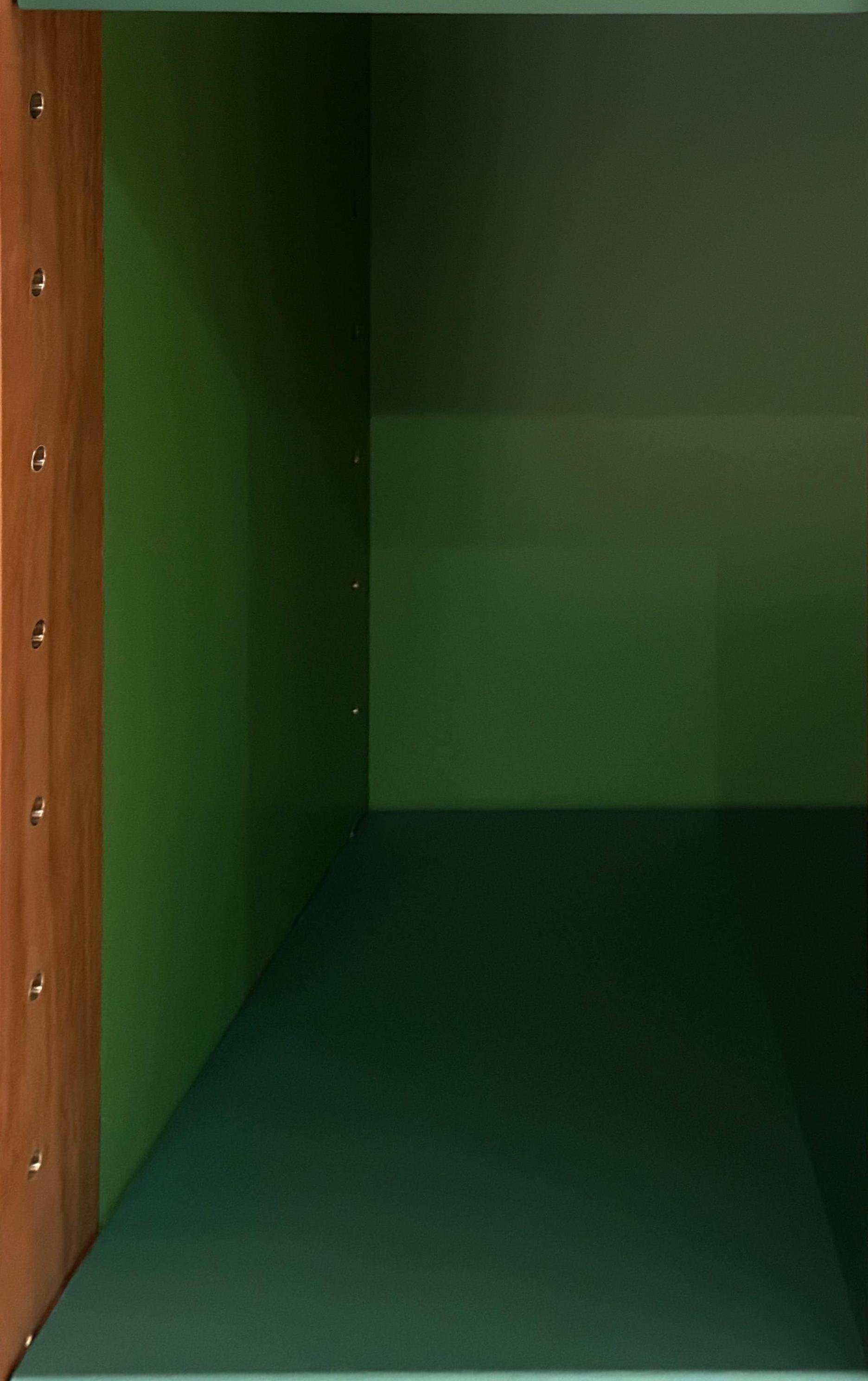 Shelf image