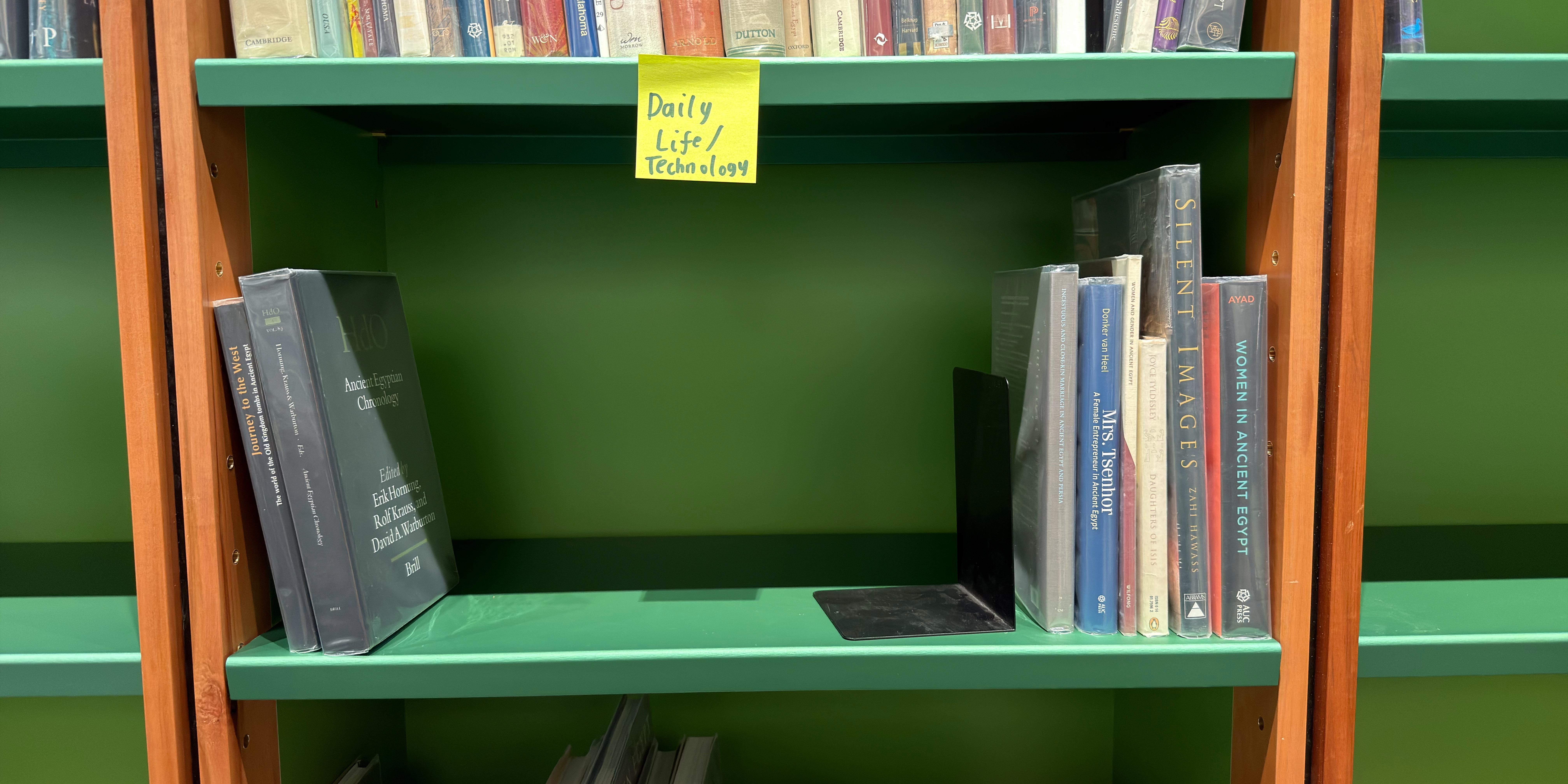 Shelf image