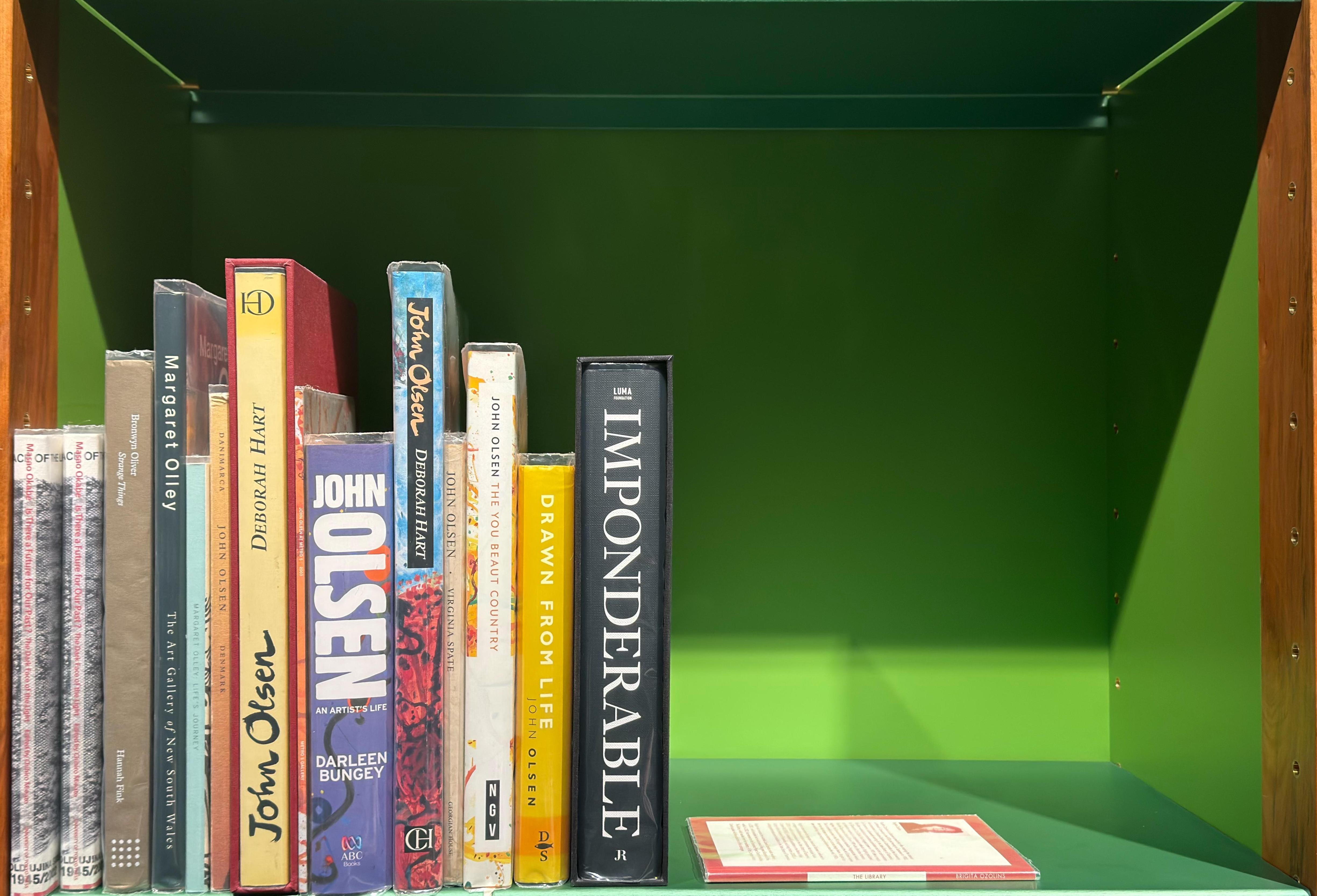 Shelf image