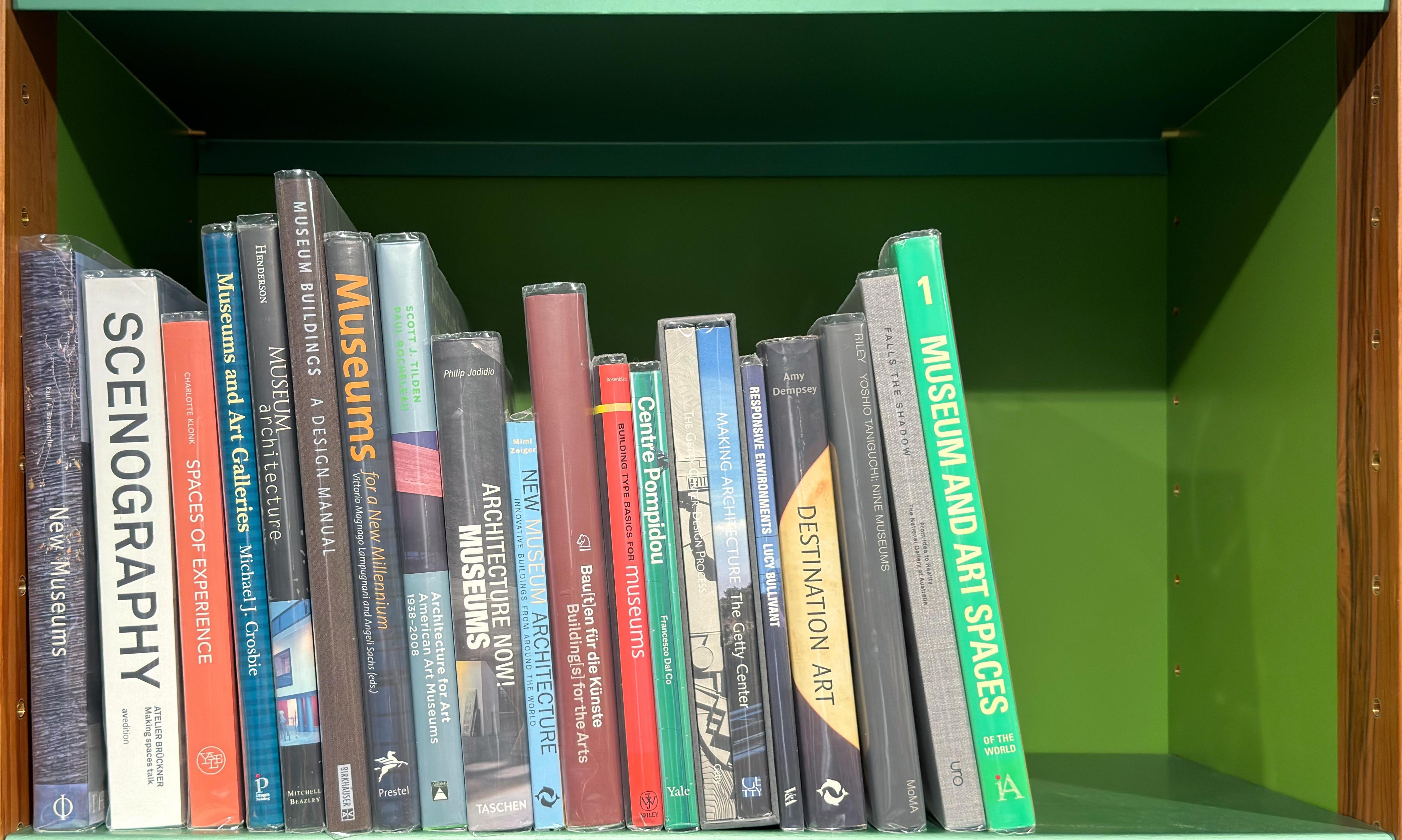 Shelf image