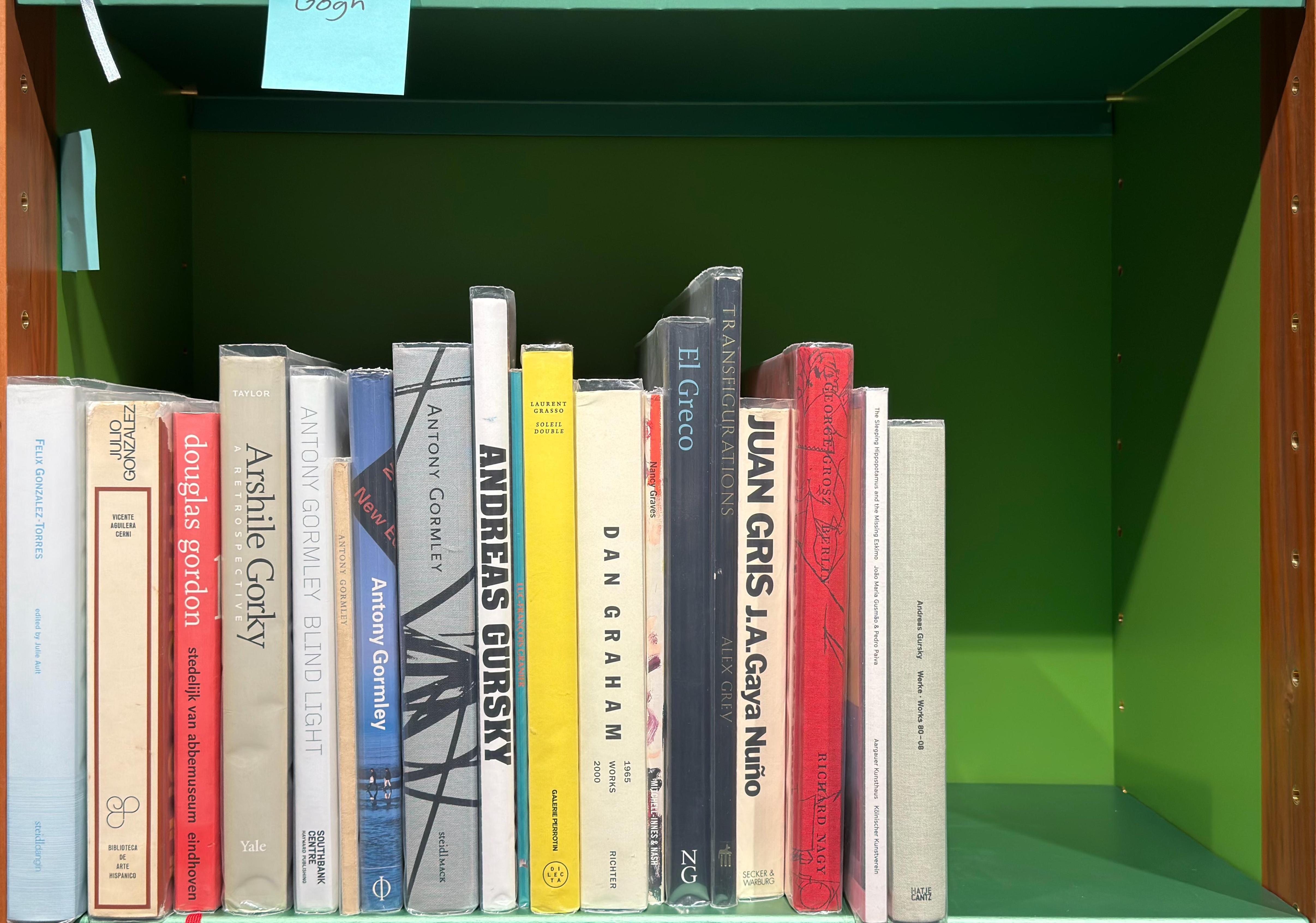 Shelf image
