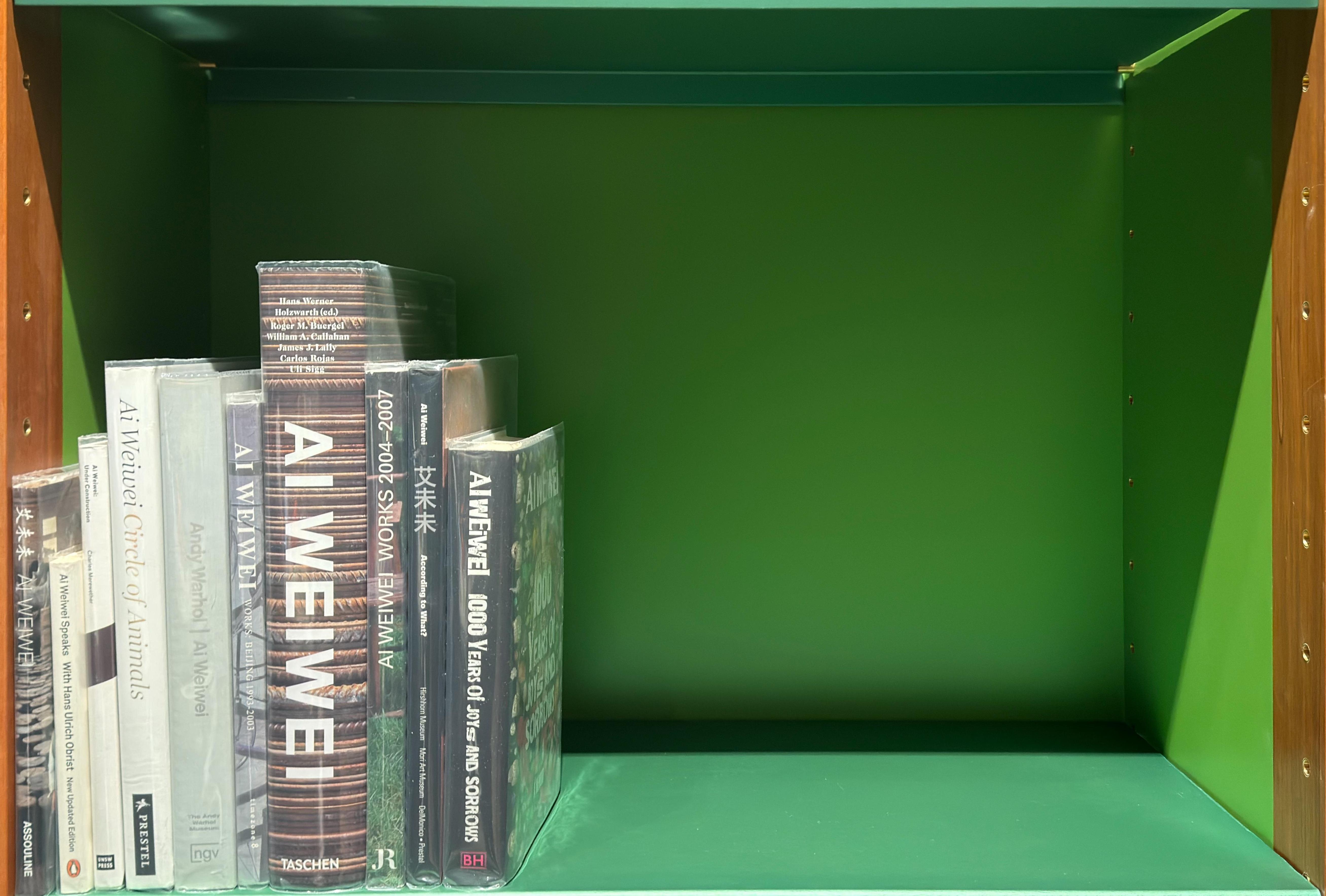 Shelf image