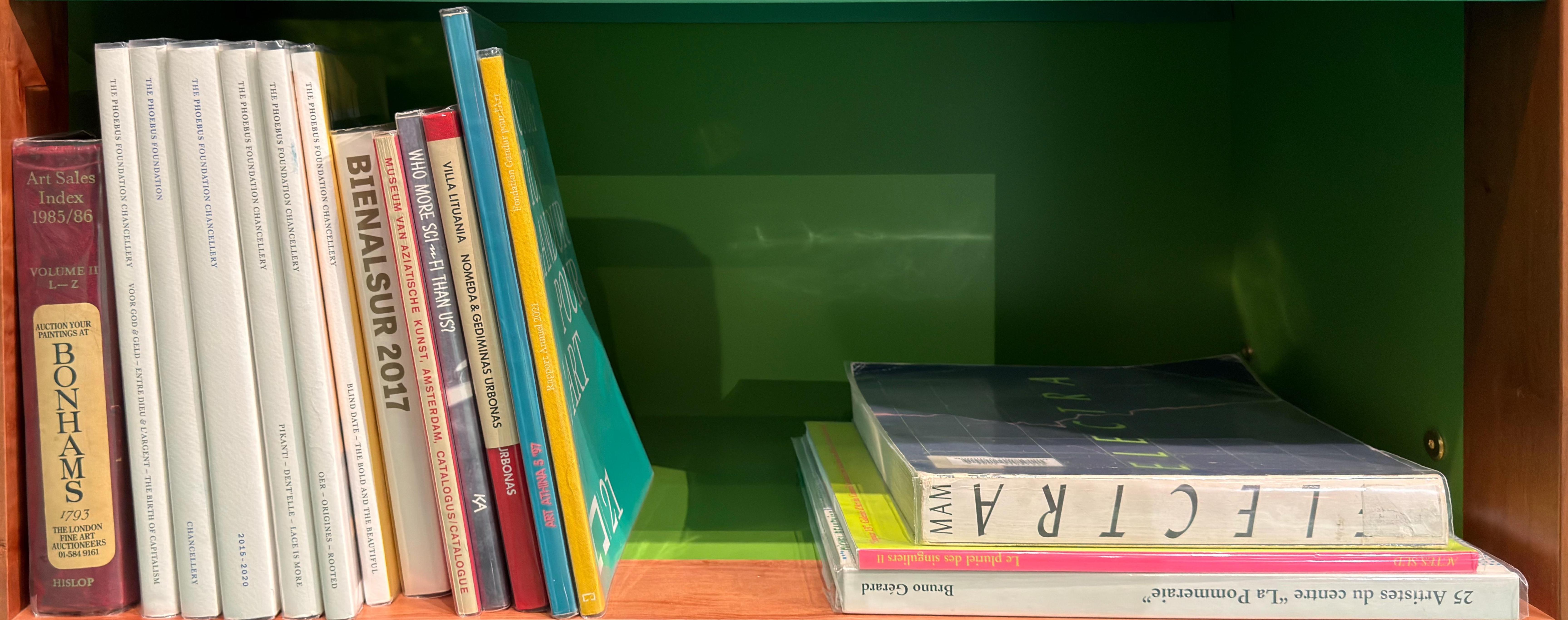 Shelf image