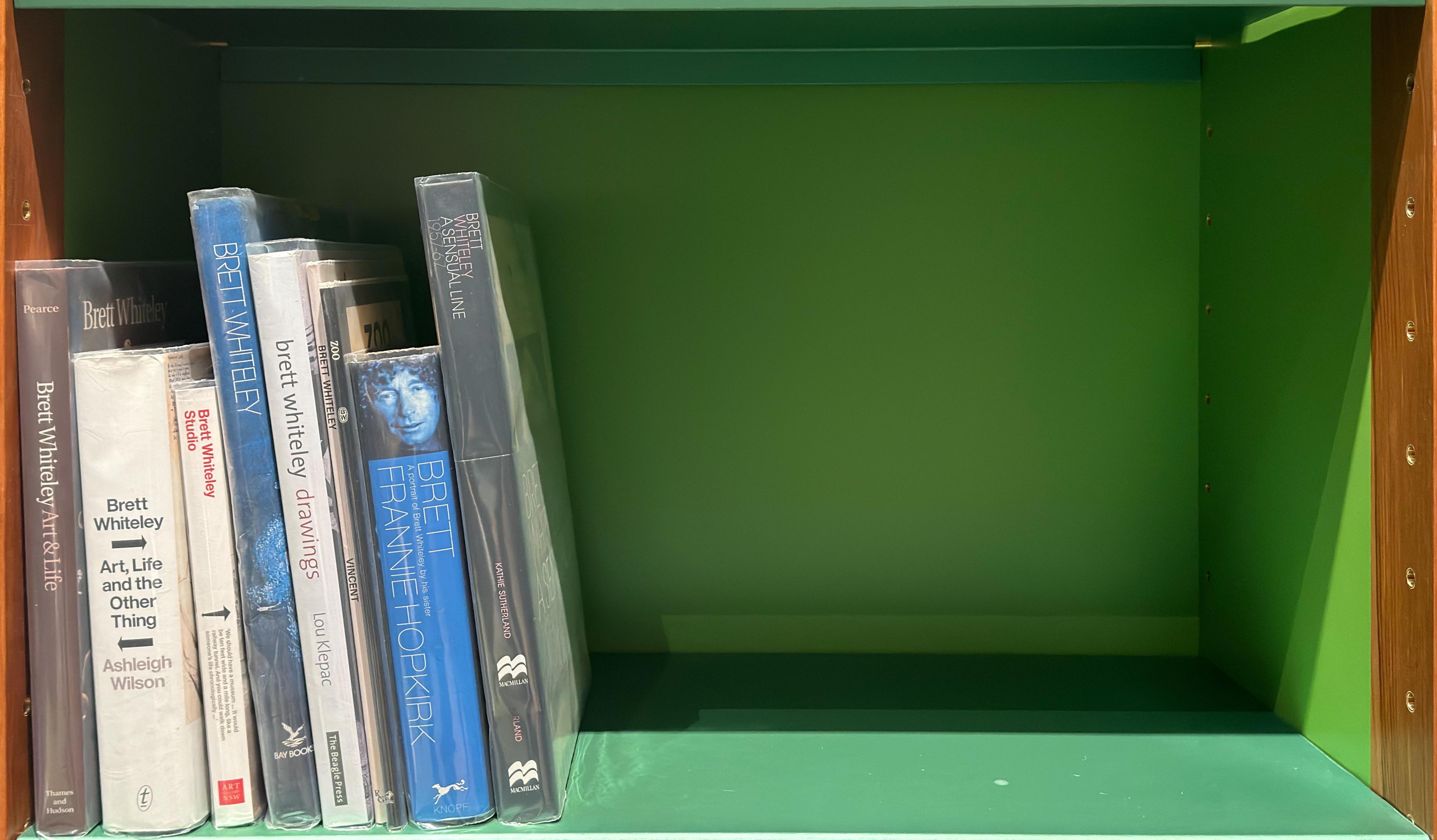 Shelf image