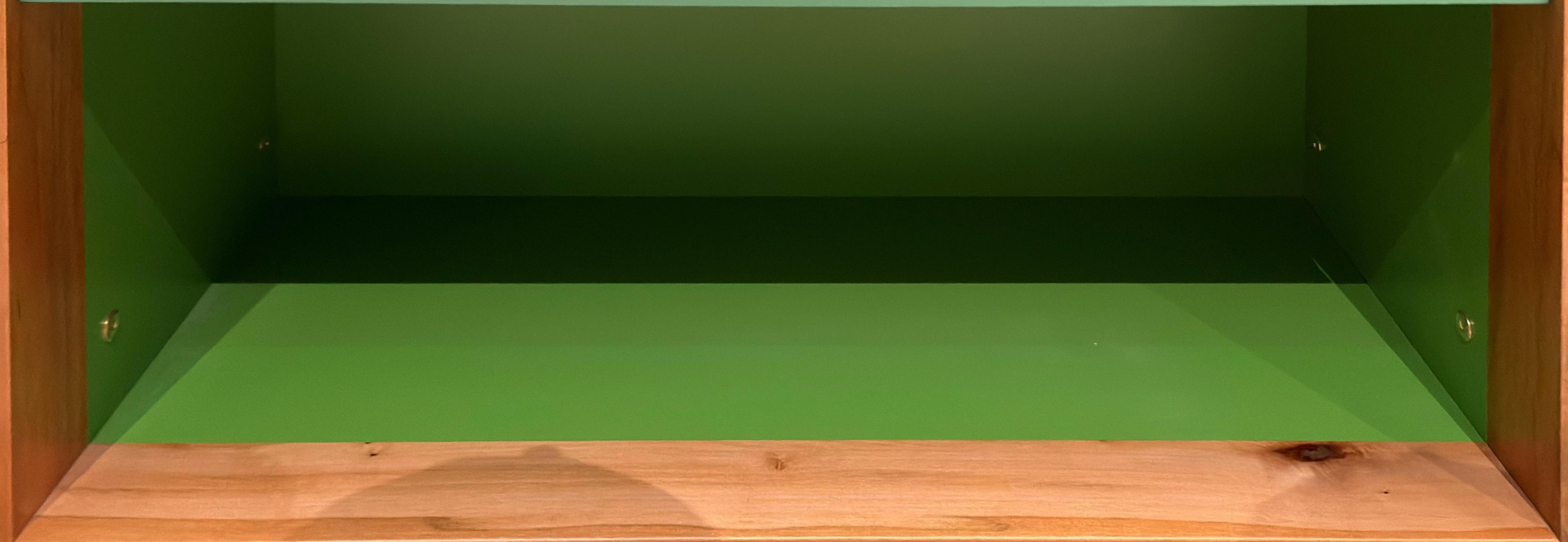 Shelf image