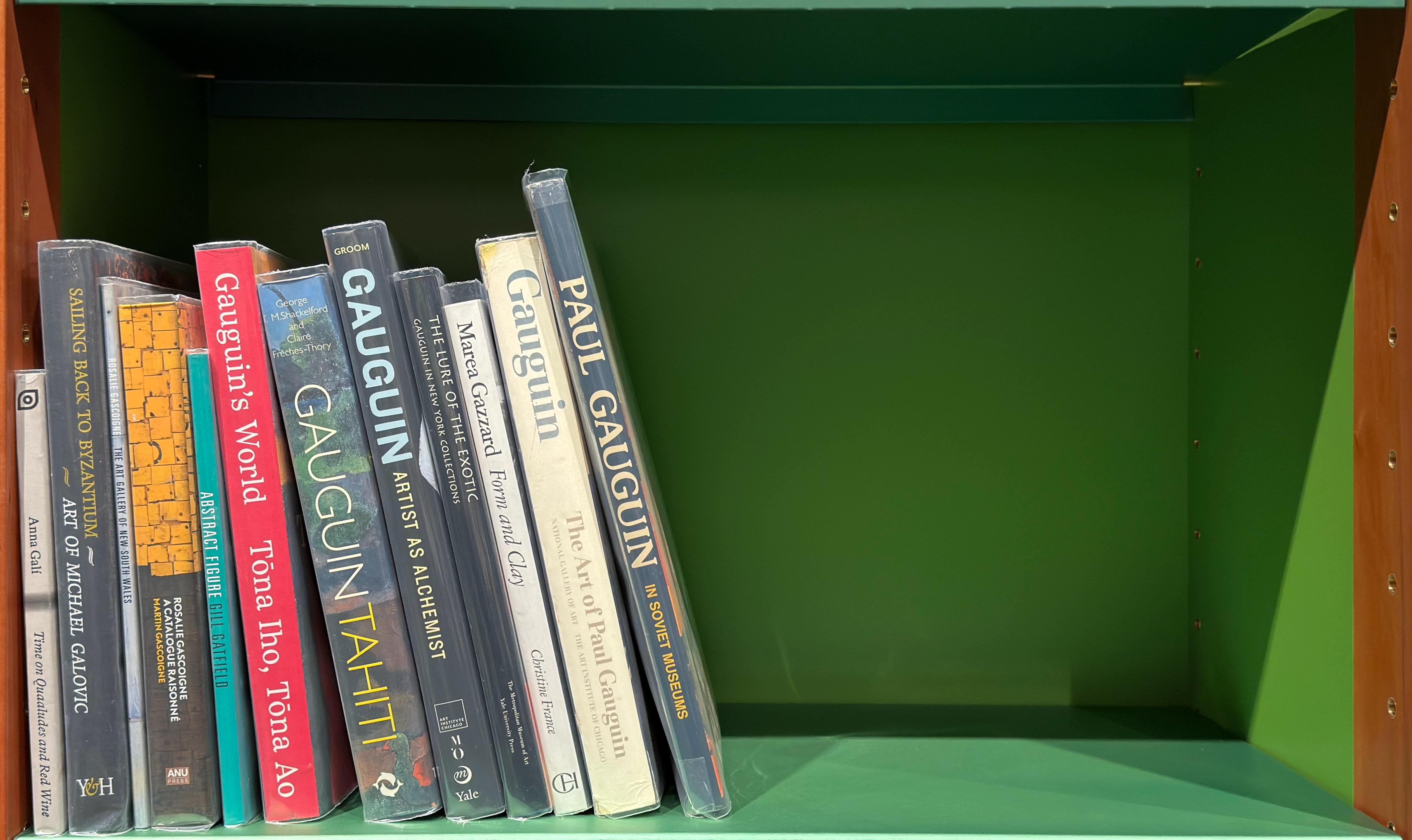 Shelf image