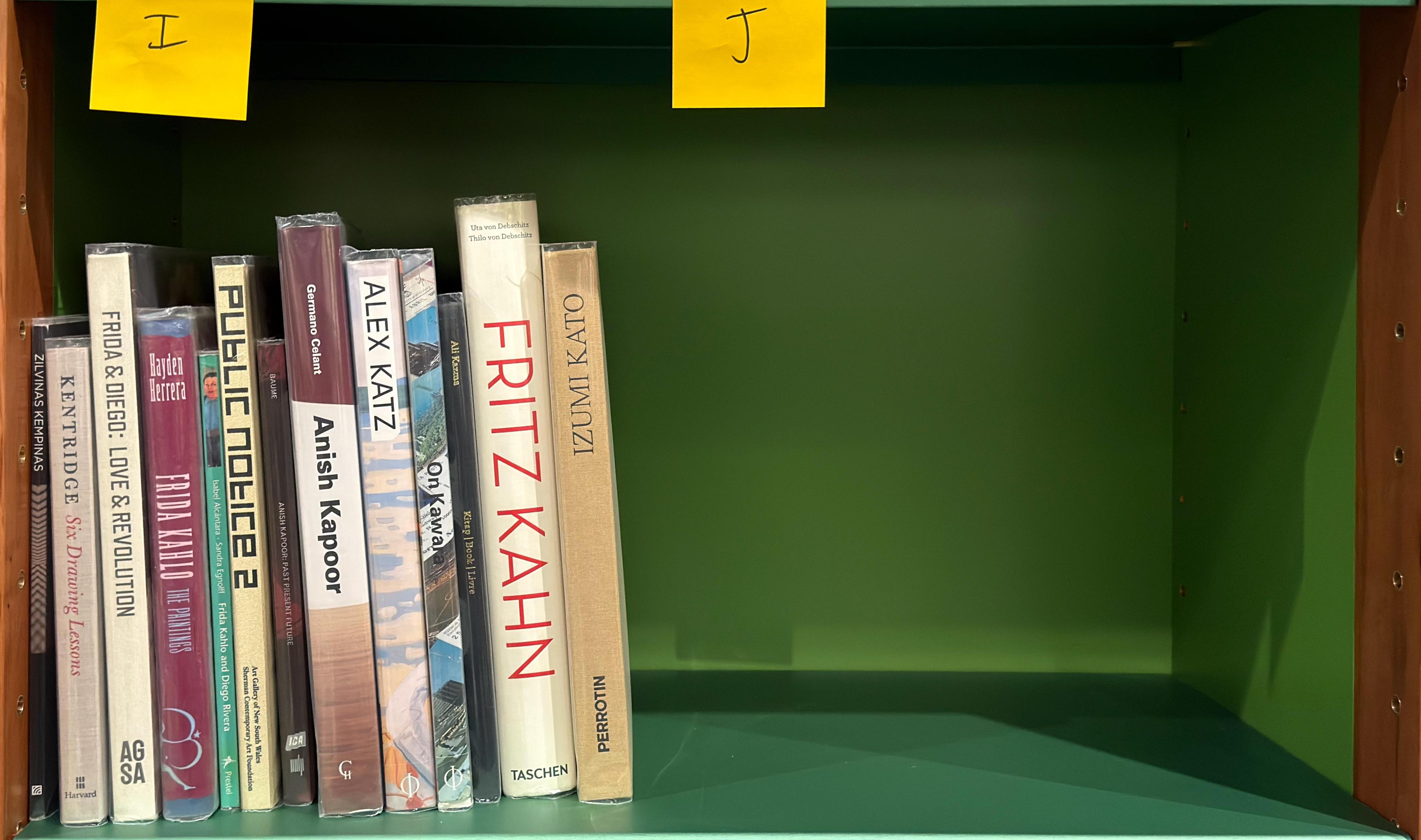 Shelf image