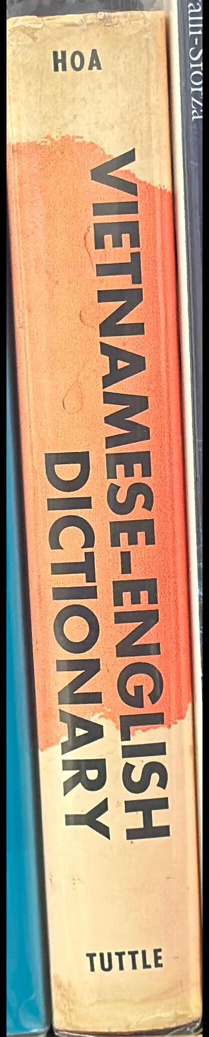 Vietnamese-English dictionary / Nguyen-Dinh-Hoa spine