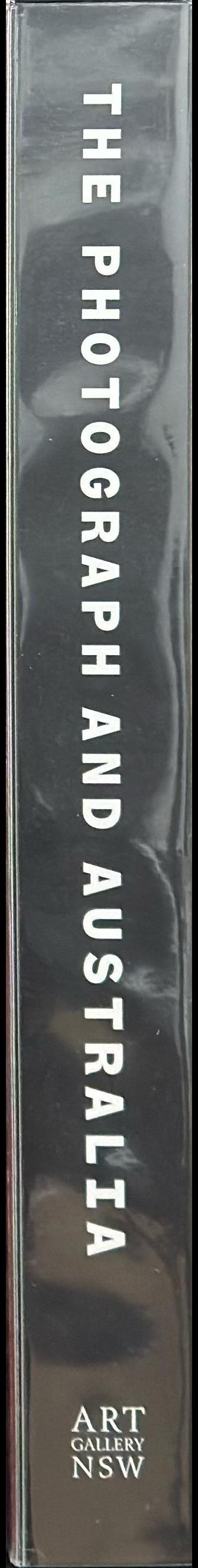 The photograph and Australia / Judy Annear spine