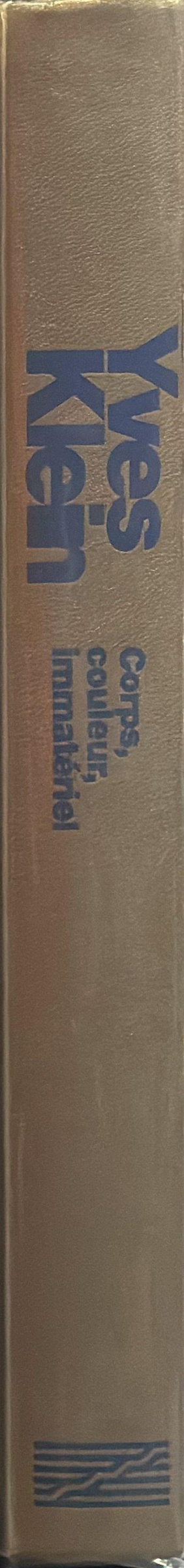 Yves Klein : corps, couleur, immaterial spine