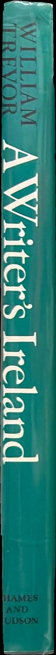 A writer's Ireland : landscape in literature spine