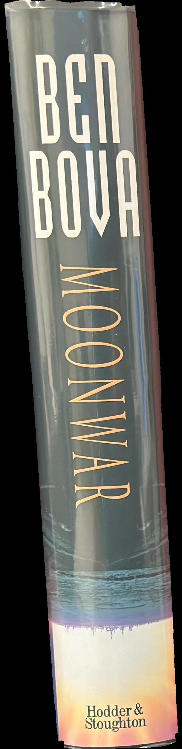 Moonwar spine