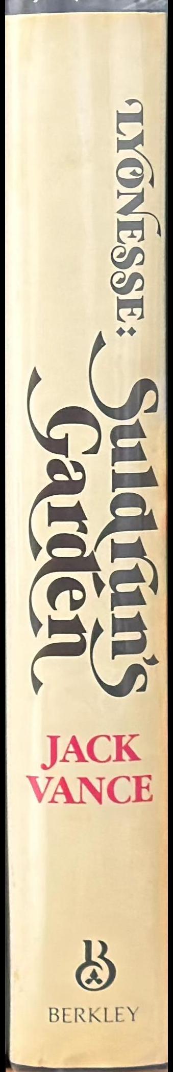 Lyonesse, book 1 : Suldrun's garden spine