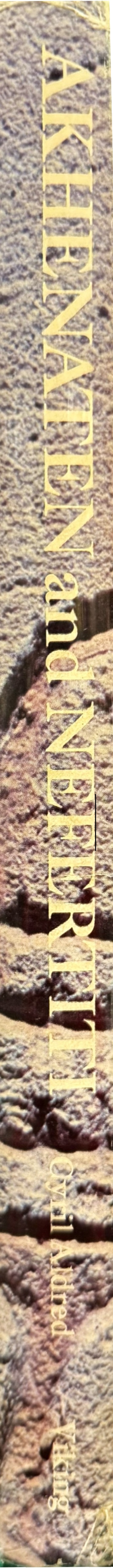 Akhenaten and Nefertiti spine