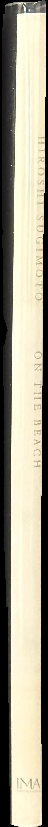 Hiroshi Sugimoto : on the beach spine