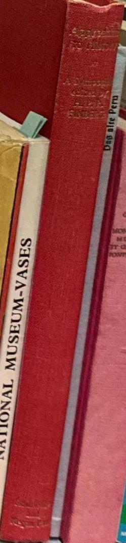 Approaches to history : a symposium / edited by H. P. R. Finberg spine